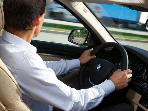Spurwechselwarnung in der BMW 5er Limousine