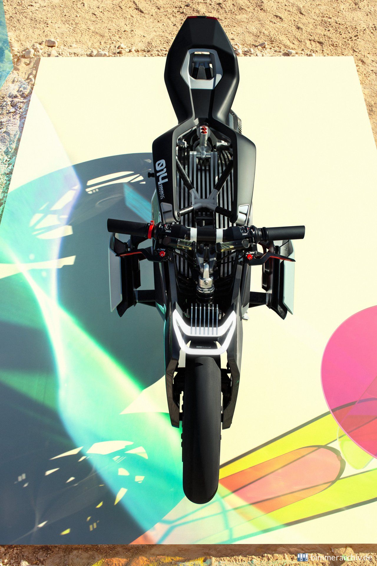 BMW Motorrad Vision DC Roadster