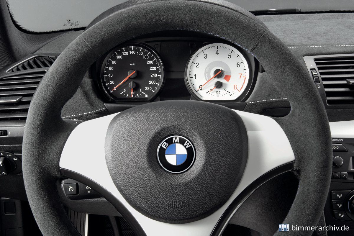 BMW Concept 1 Series tii - Armaturen