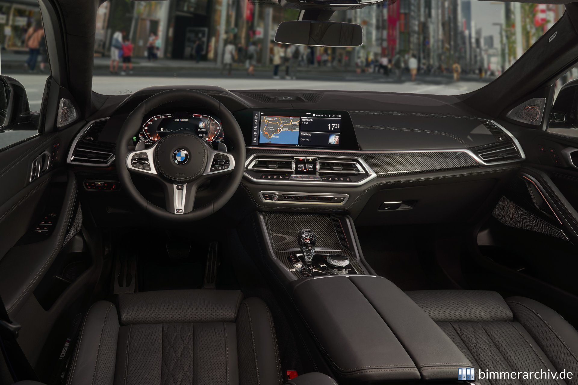 BMW X6 M50i