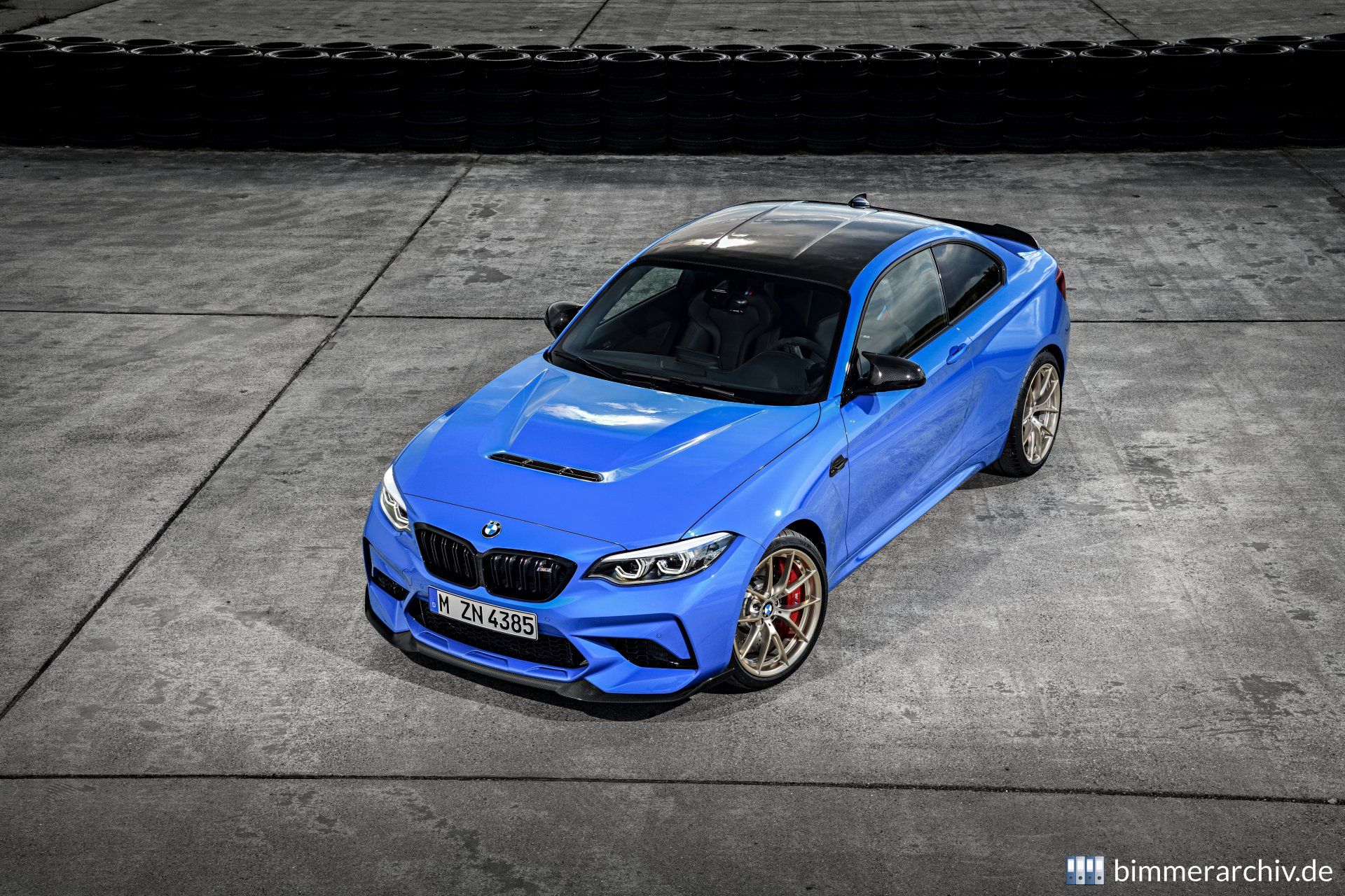 BMW M2 CS