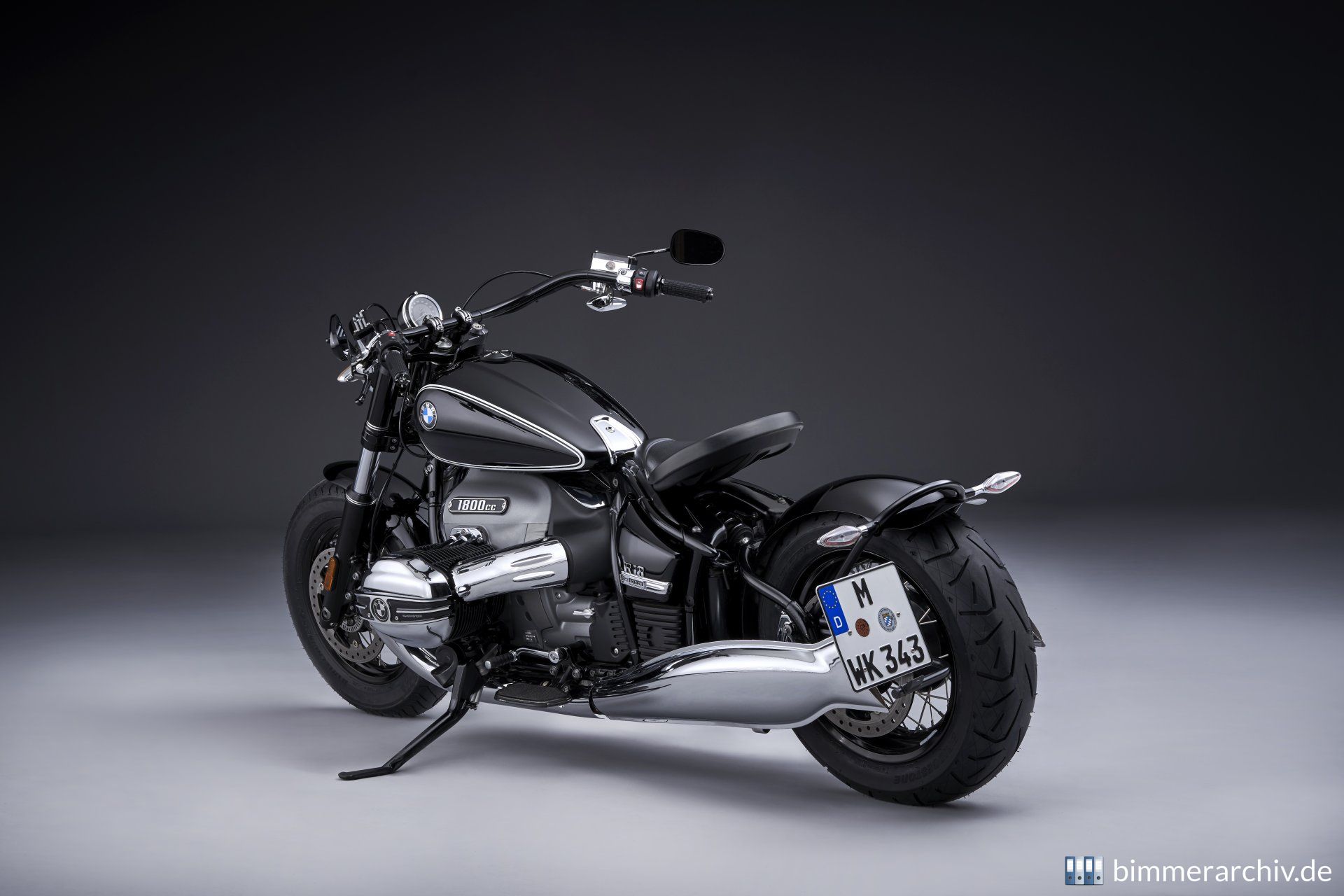 BMW R 18