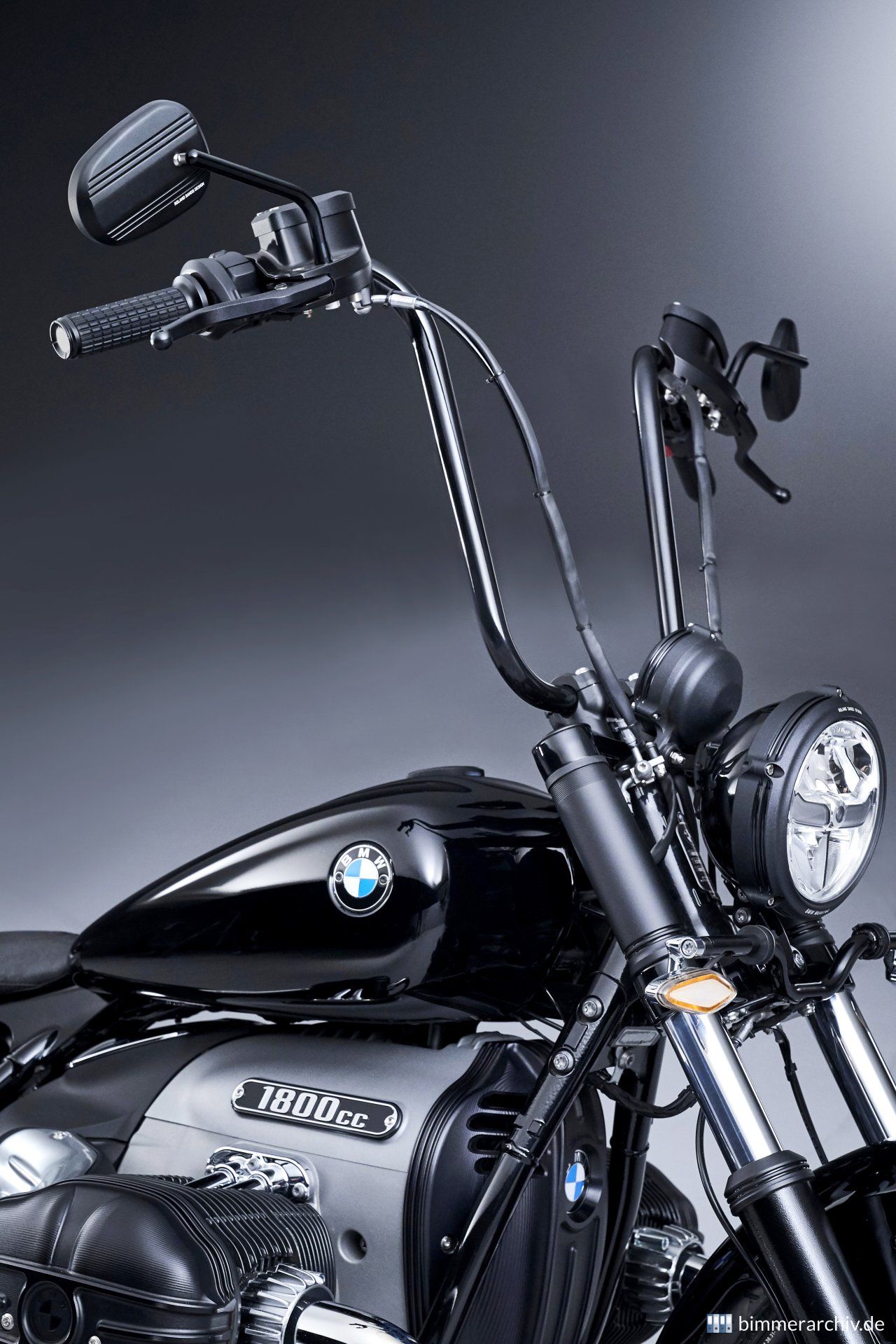 BMW R 18