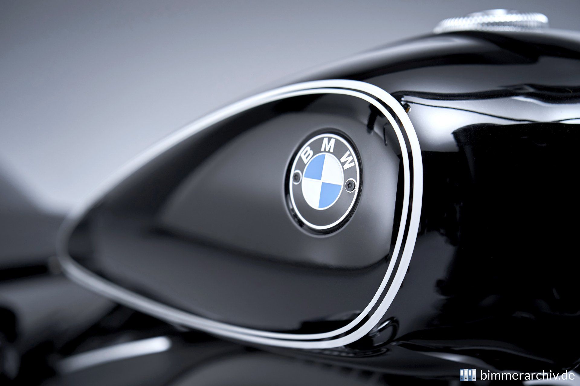 BMW R 18 First Edition