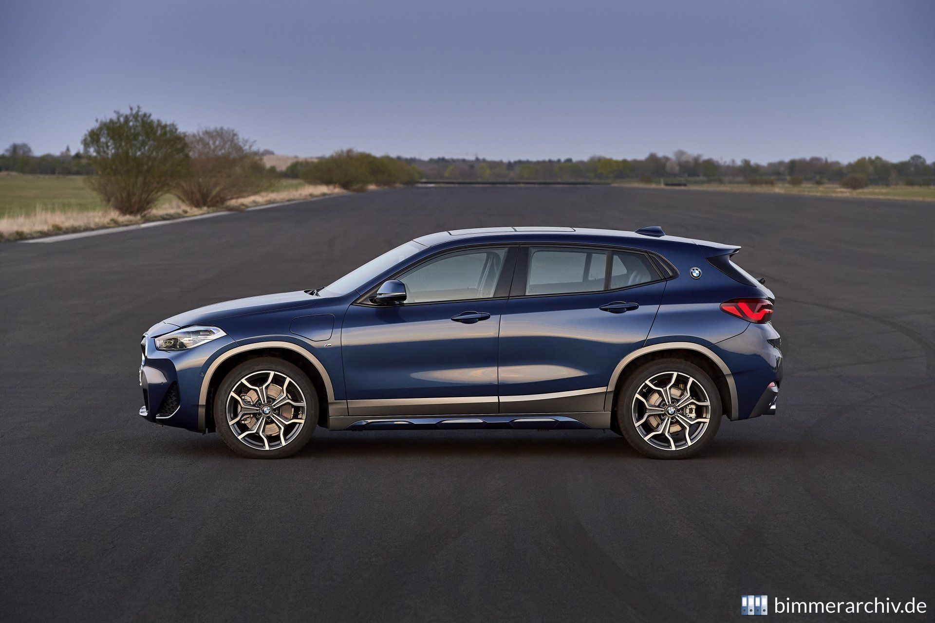 BMW X2 xDrive25e
