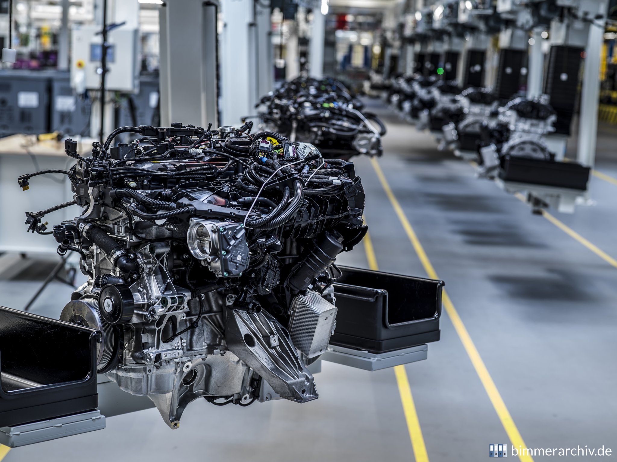 Neues Montageband für Benzinmotoren im BMW Group Werk Steyr