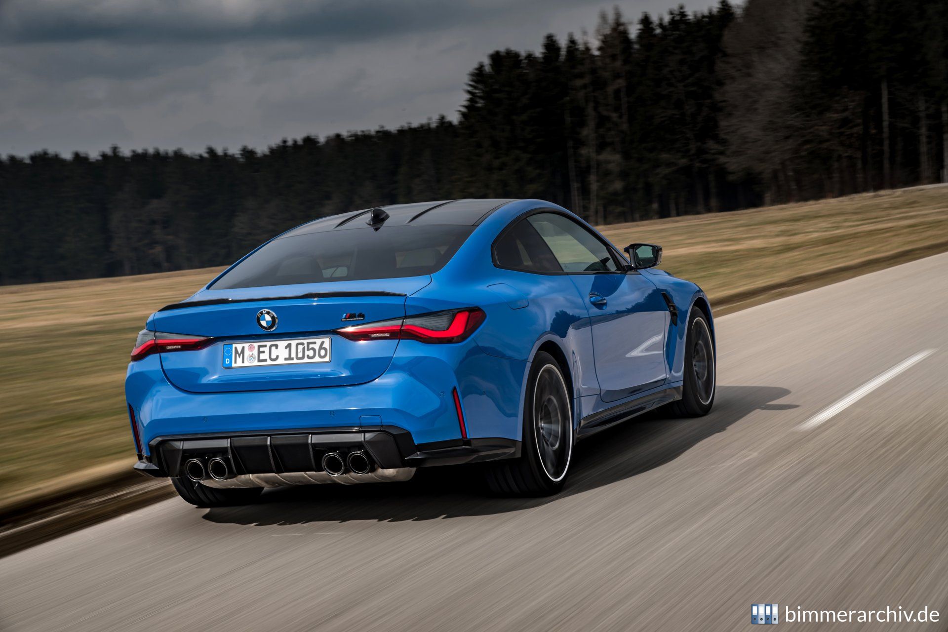 BMW M4 Competition Coupé mit M xDrive