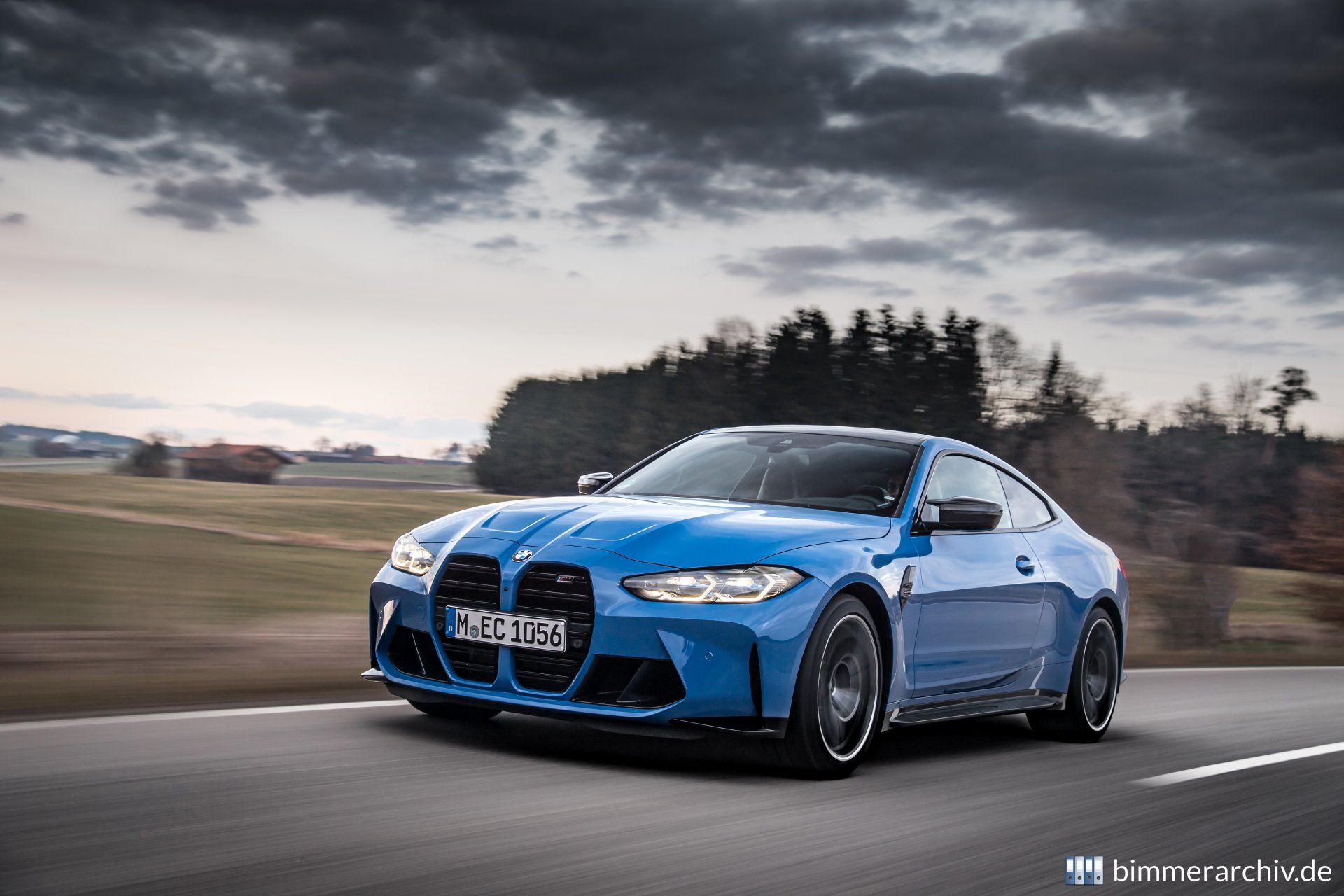 BMW M4 Competition Coupé mit M xDrive