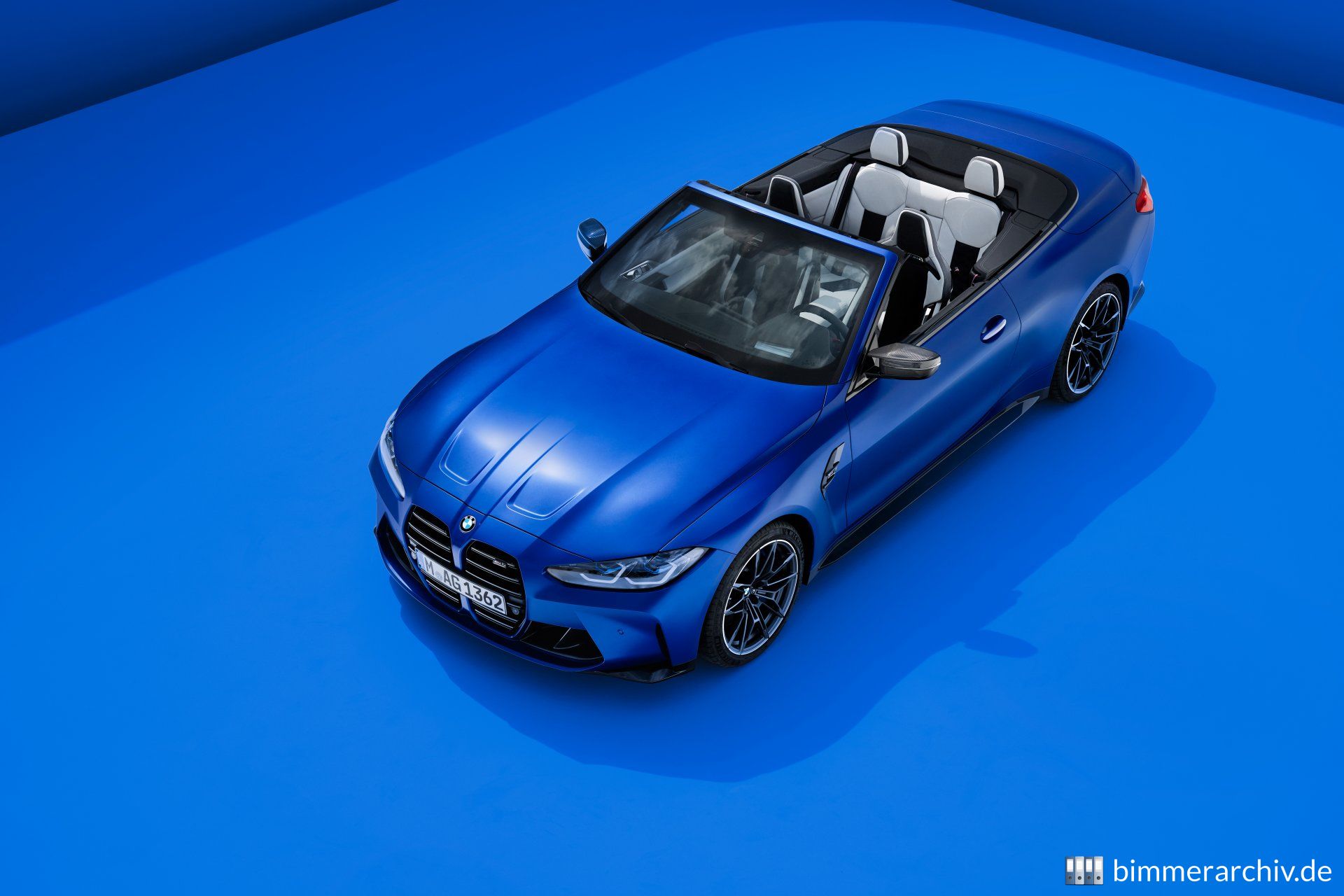 BMW M4 Competition Cabrio mit M xDrive