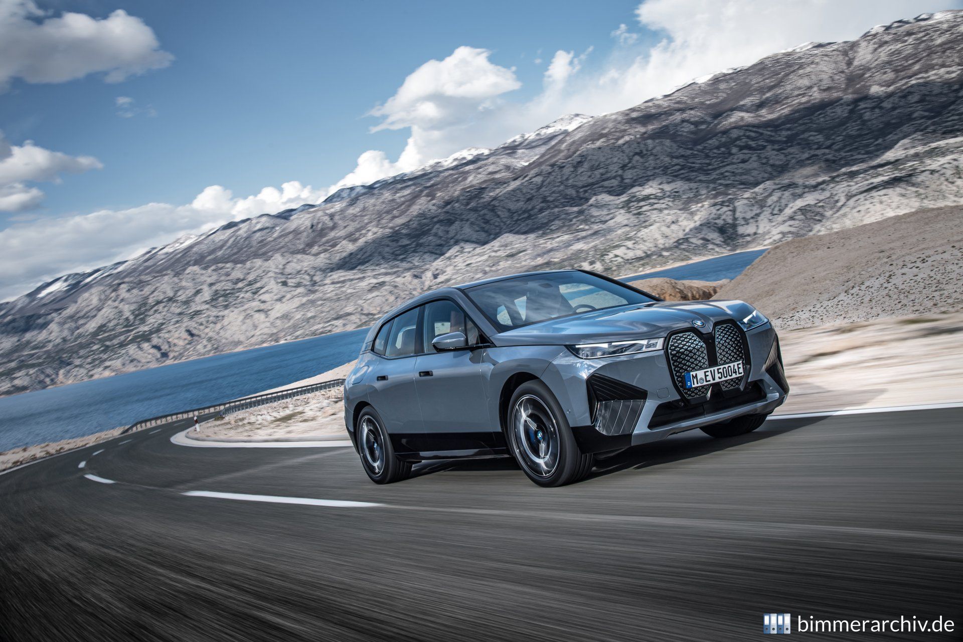 BMW iX xDrive50