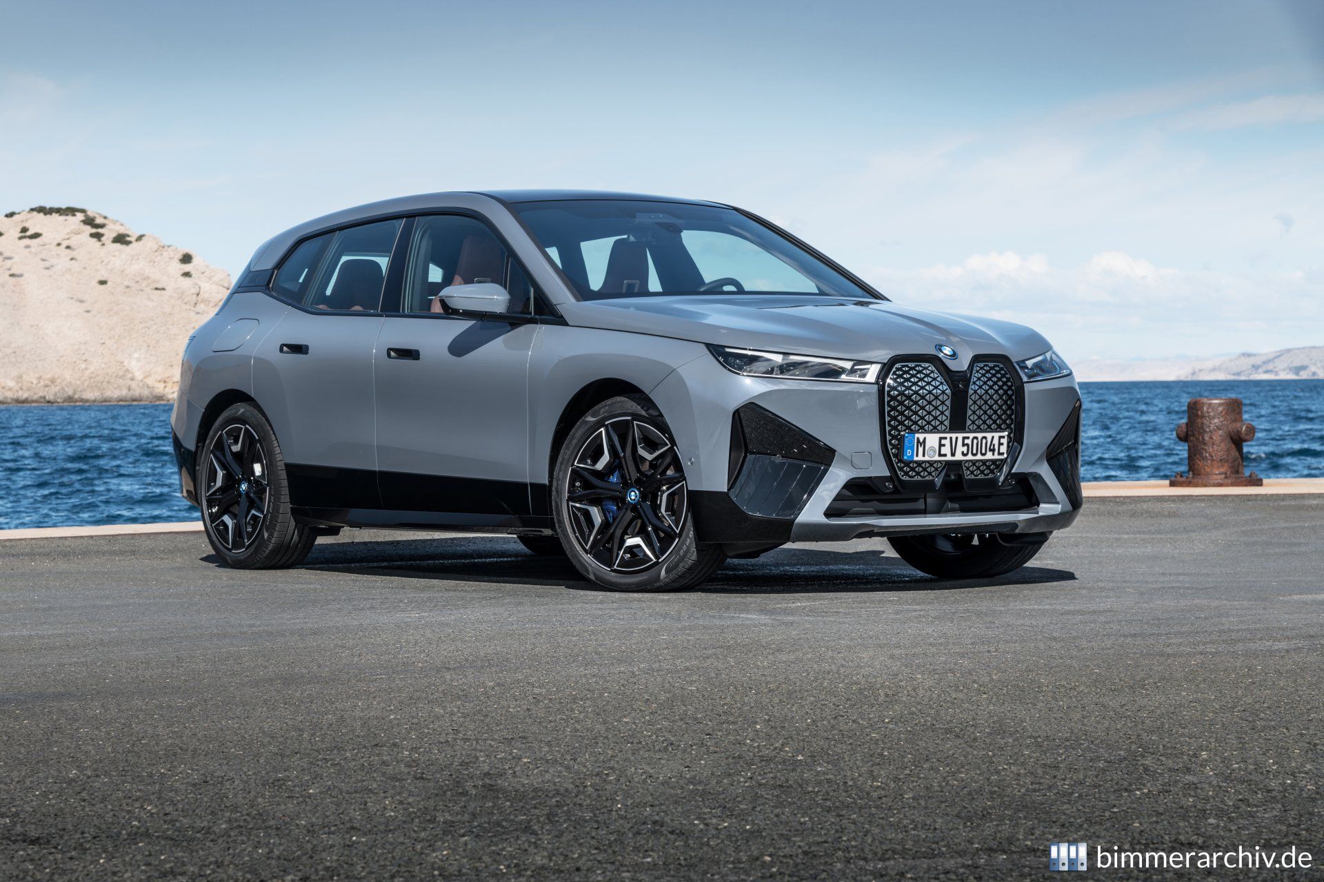 BMW iX xDrive50