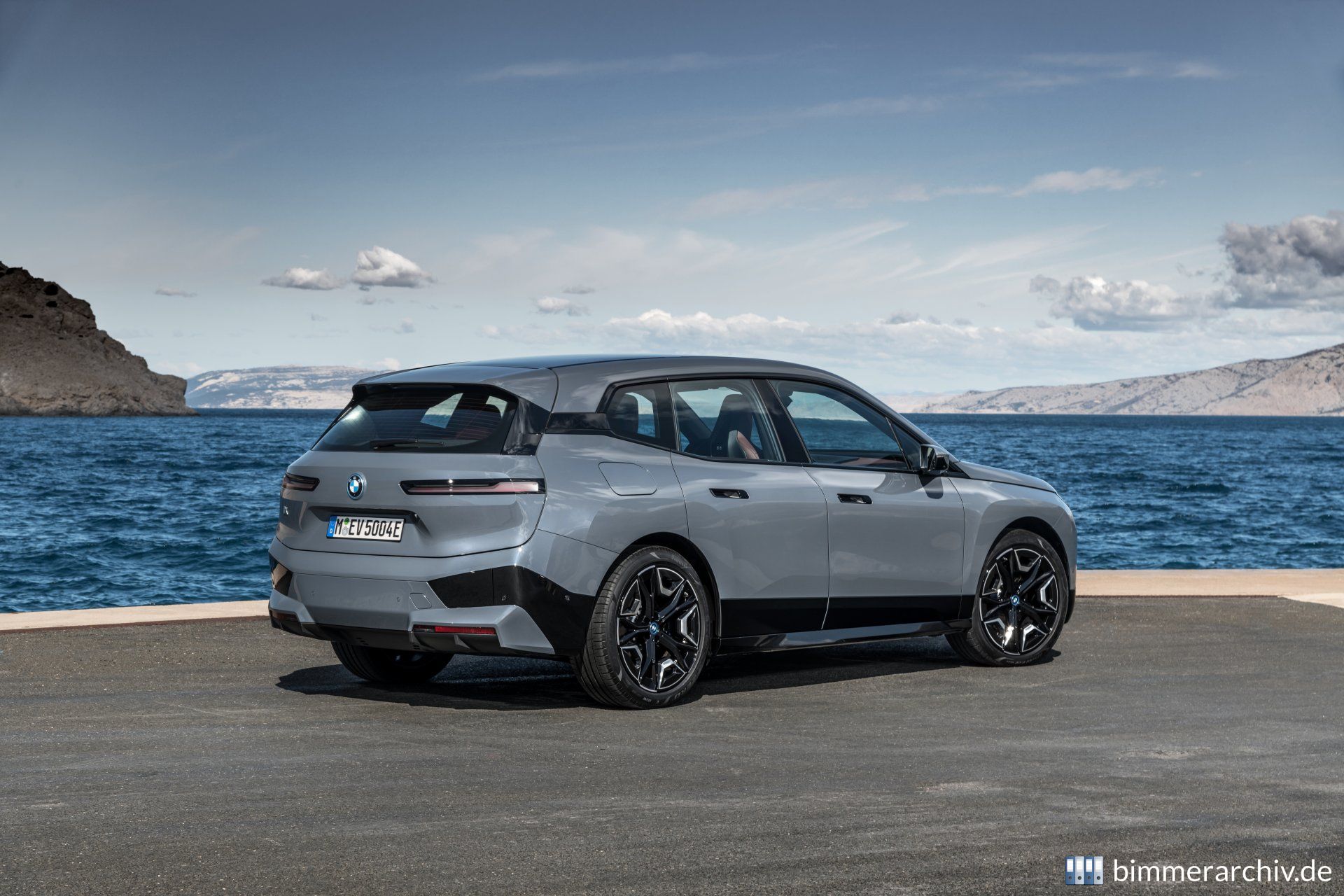 BMW iX xDrive50