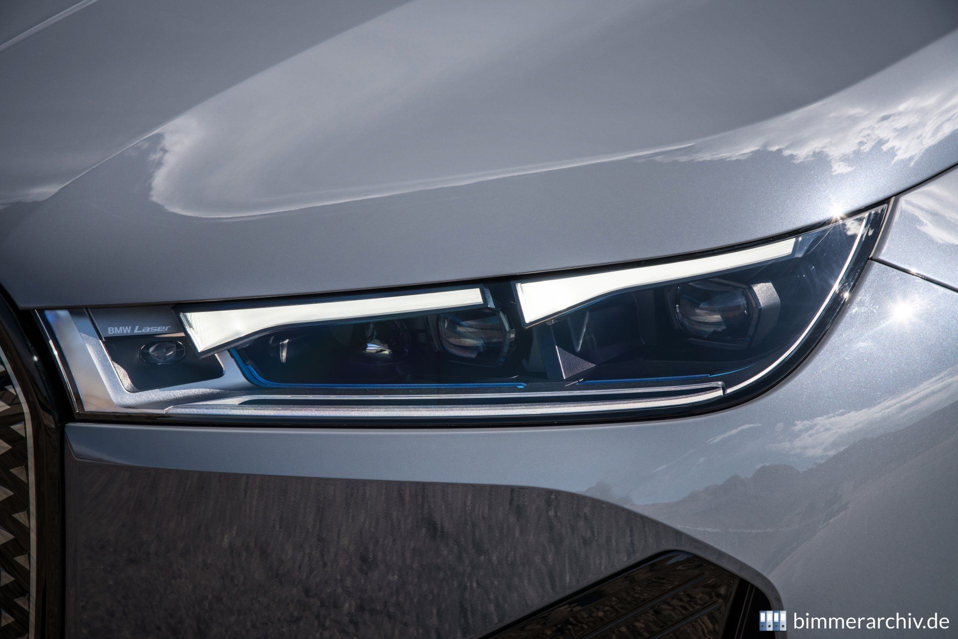 BMW iX xDrive50