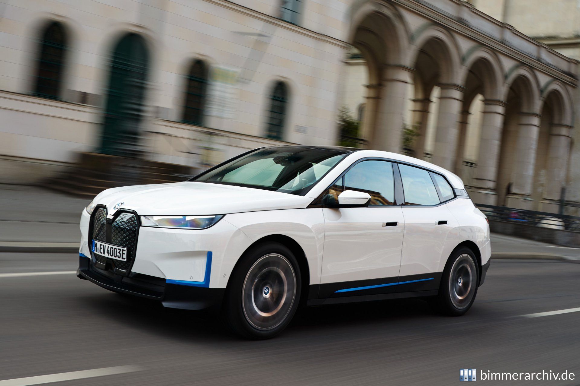 BMW iX xDrive40