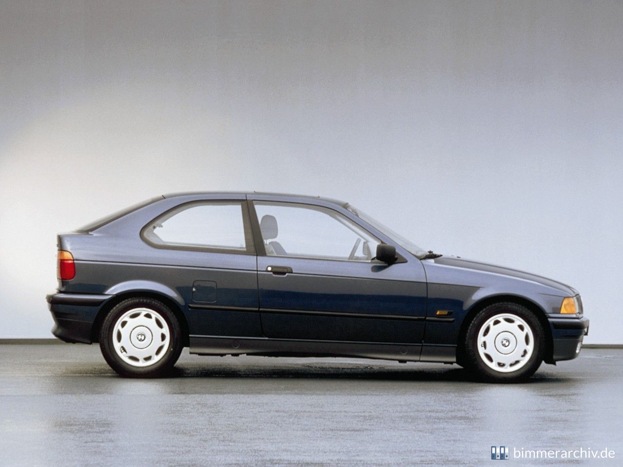BMW 316i compact
