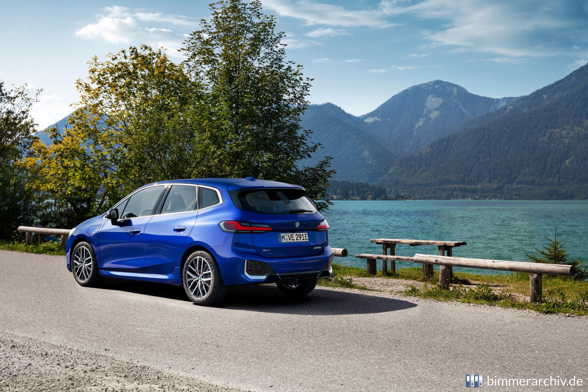 BMW 230e xDrive Active Tourer