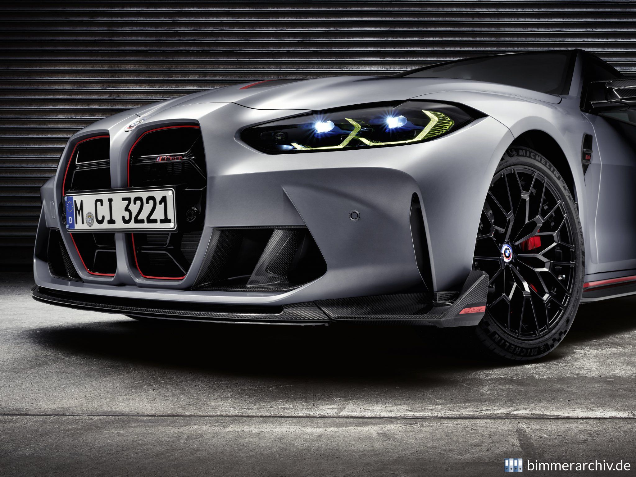 BMW M4 CSL