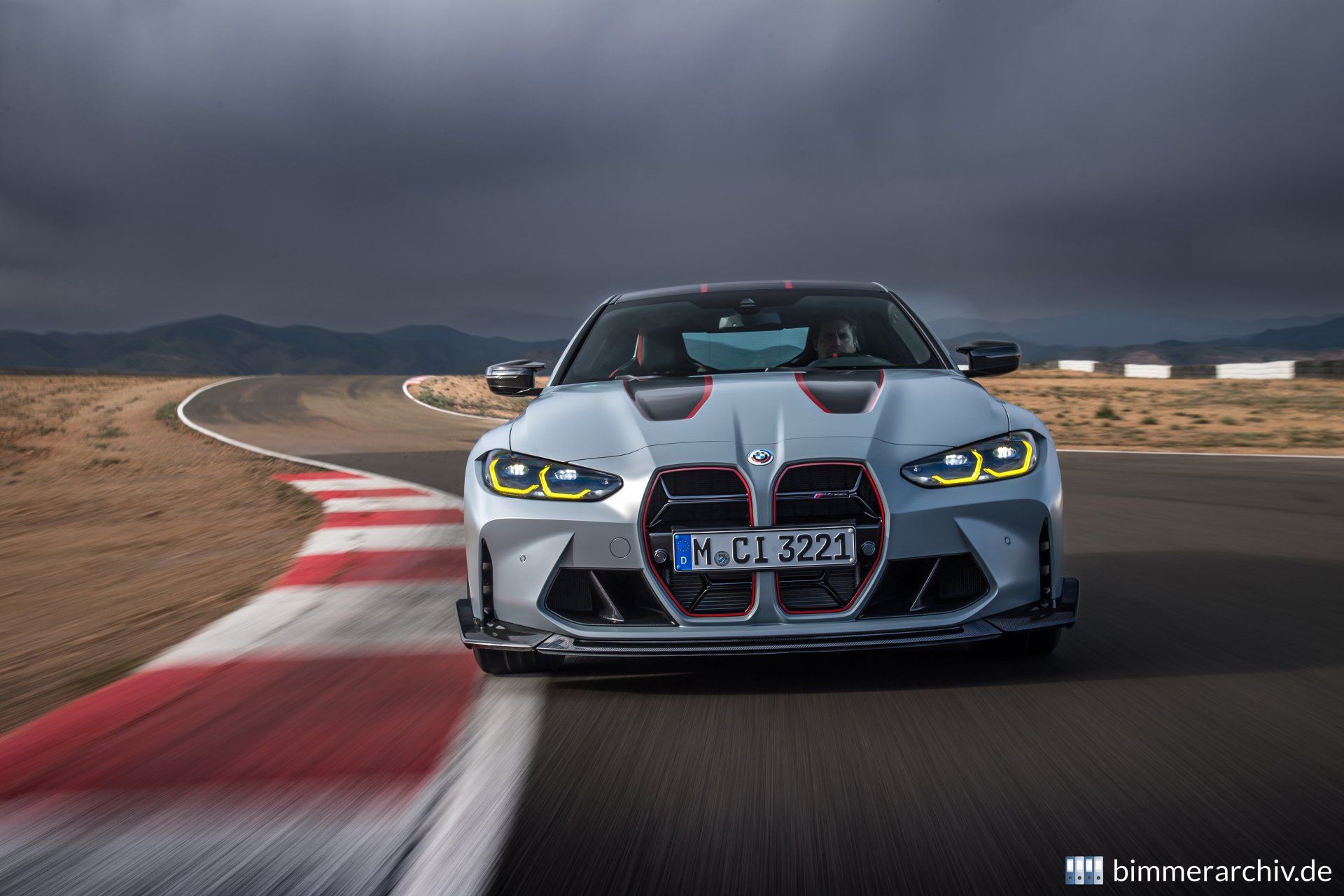 BMW M4 CSL