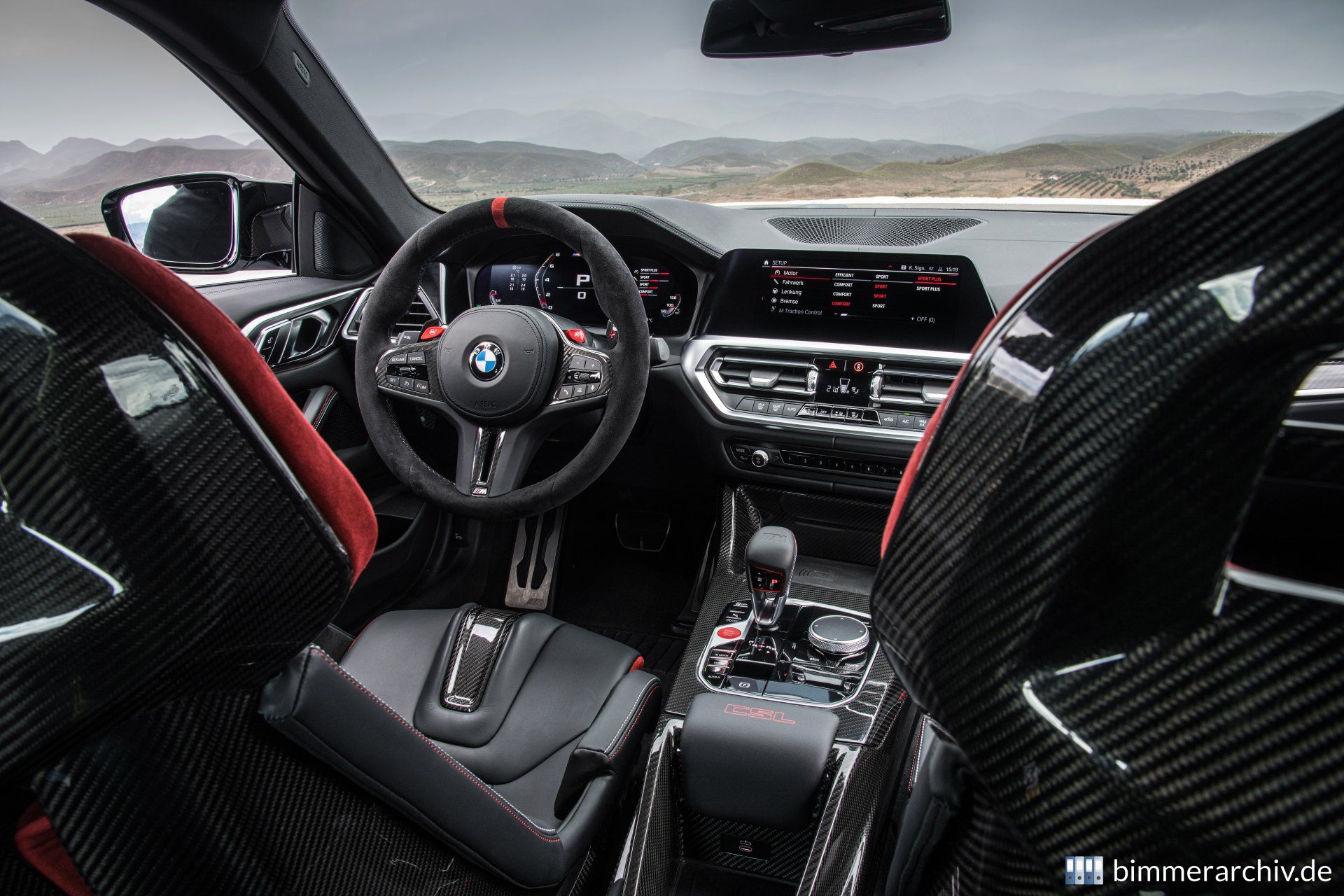 BMW M4 CSL