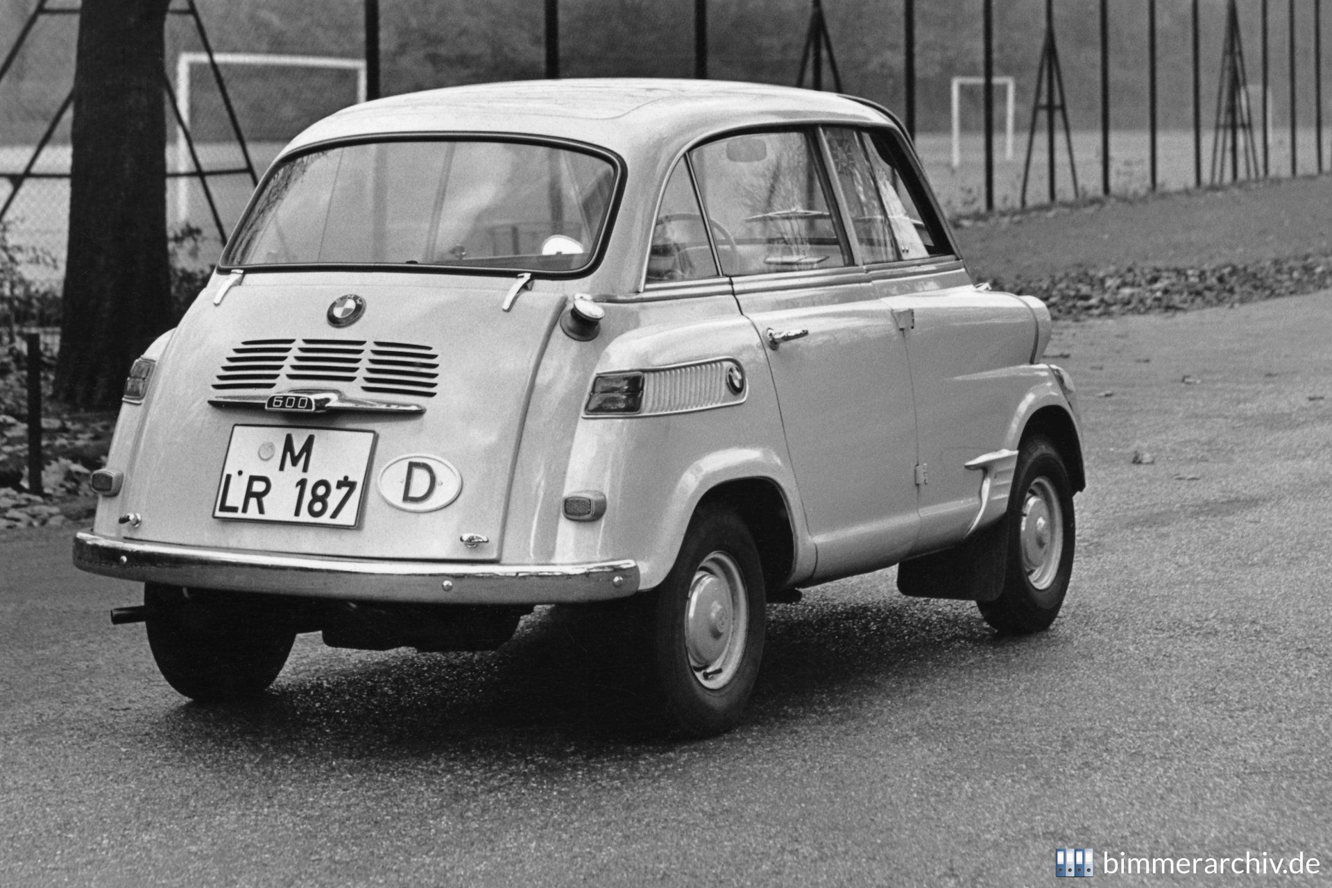 BMW 600