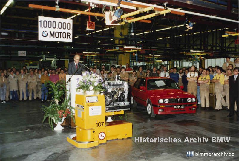 9.11.1989, der einmillionste Motor, ein Vierzylinder-Vierventiler (M42)