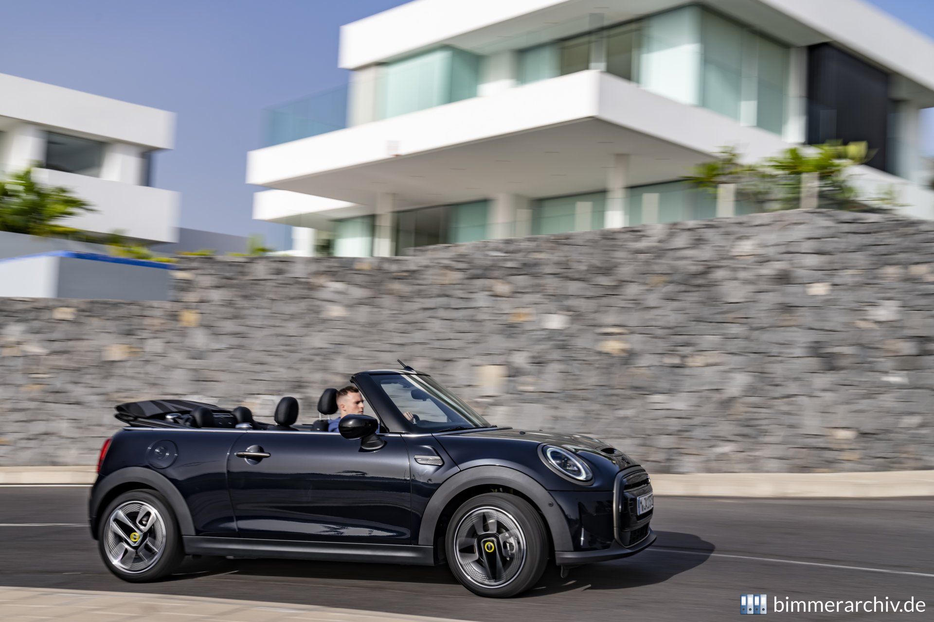 MINI Cooper SE Cabrio