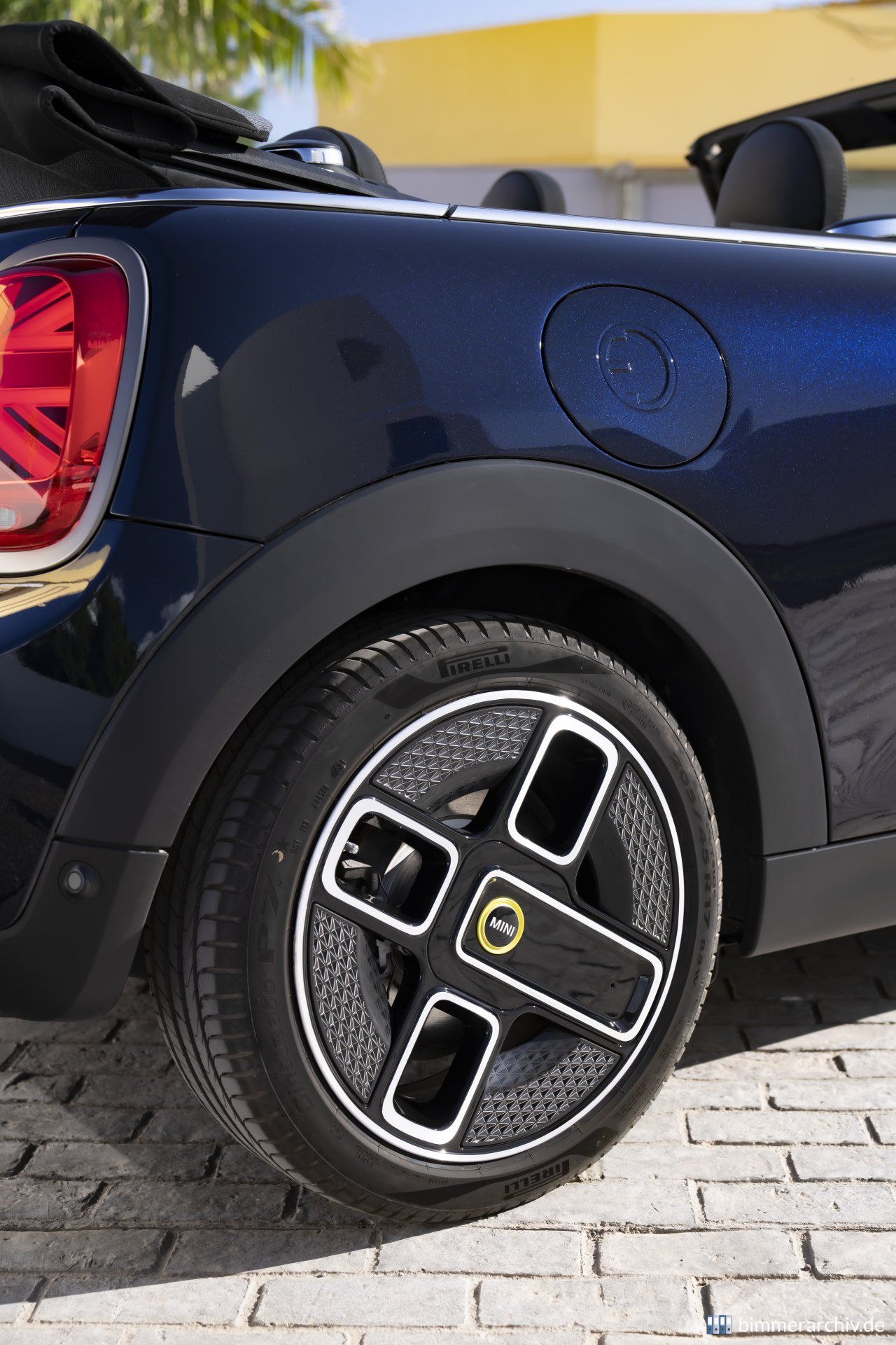 MINI Cooper SE Cabrio