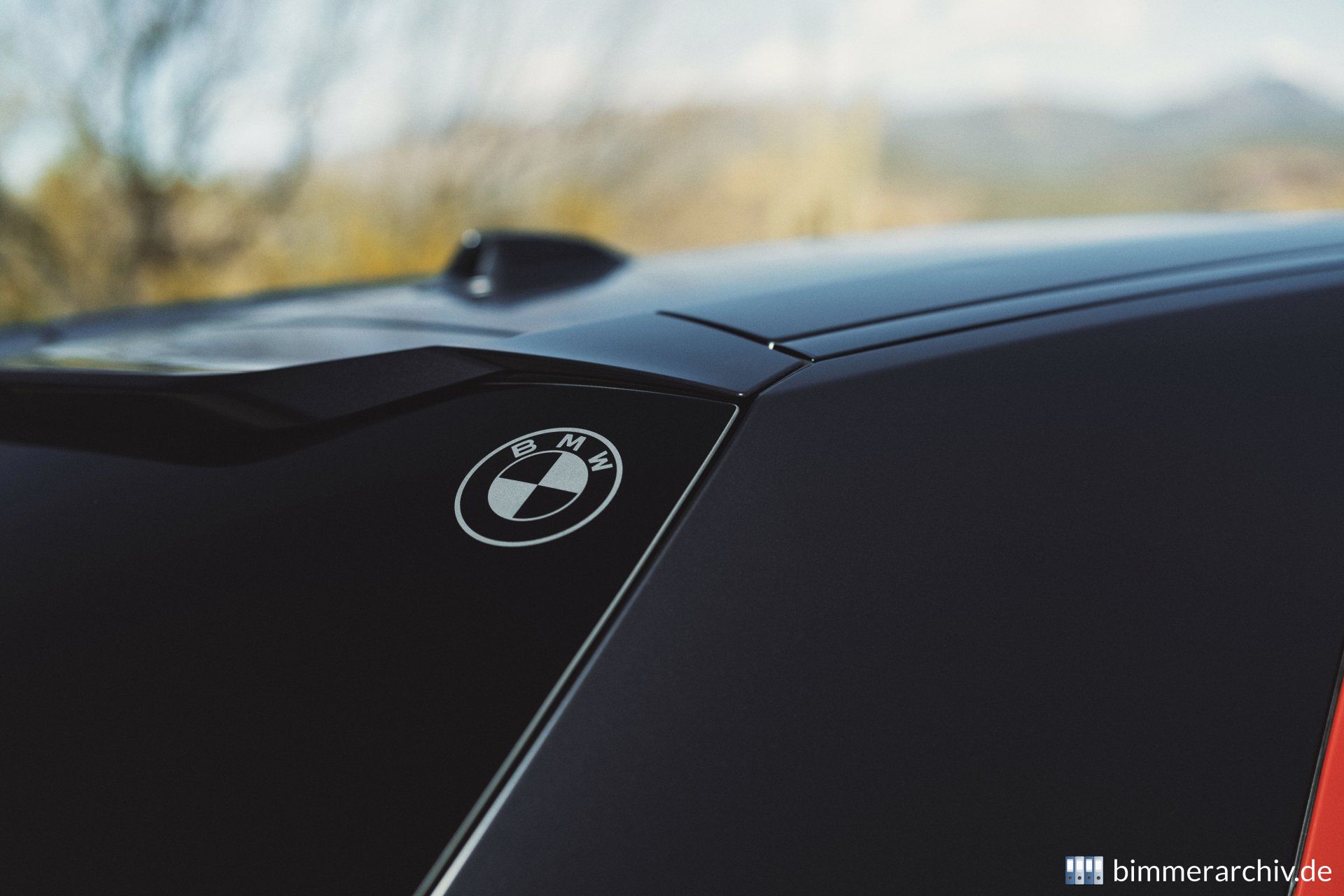 BMW XM Label Red