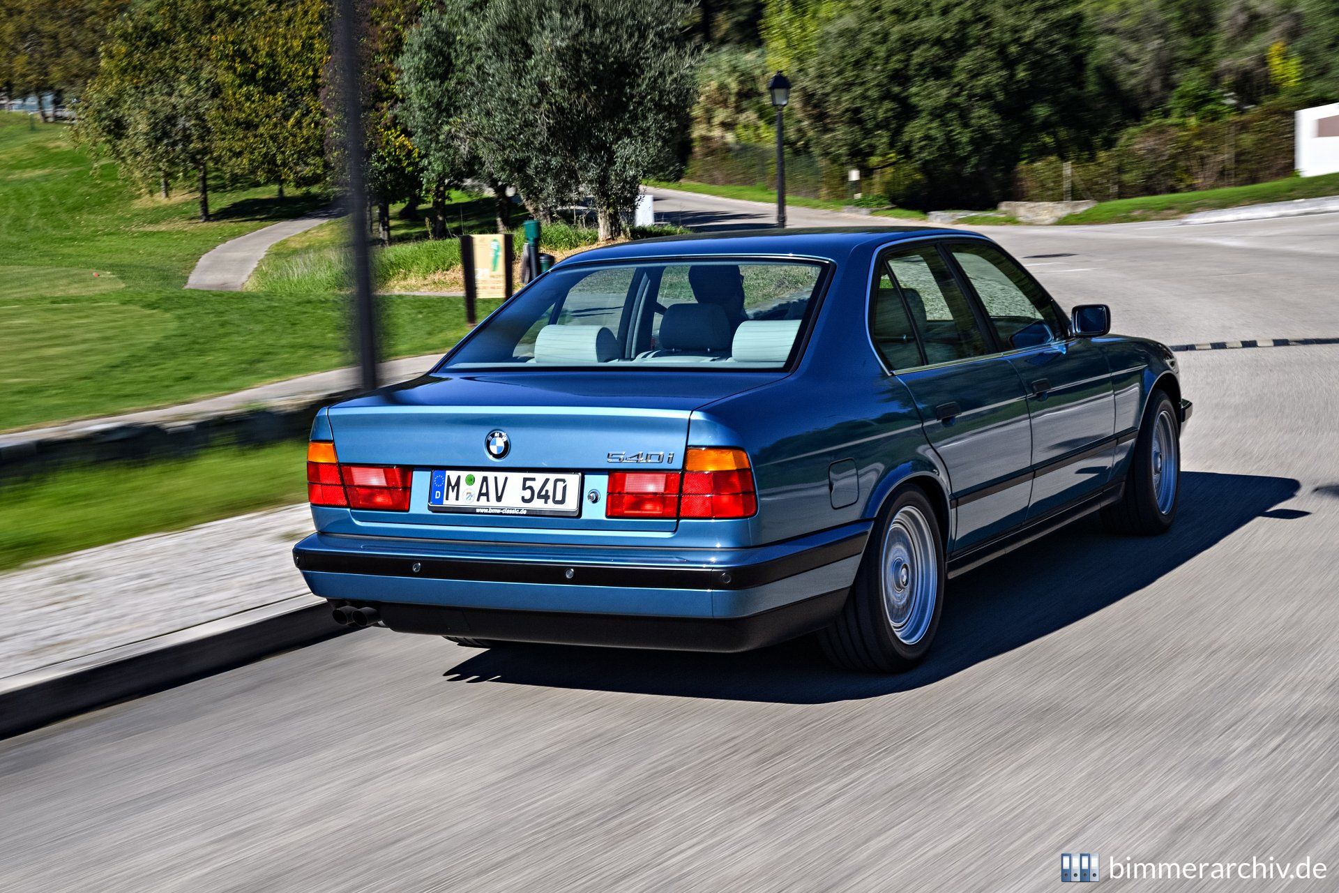 BMW 540i