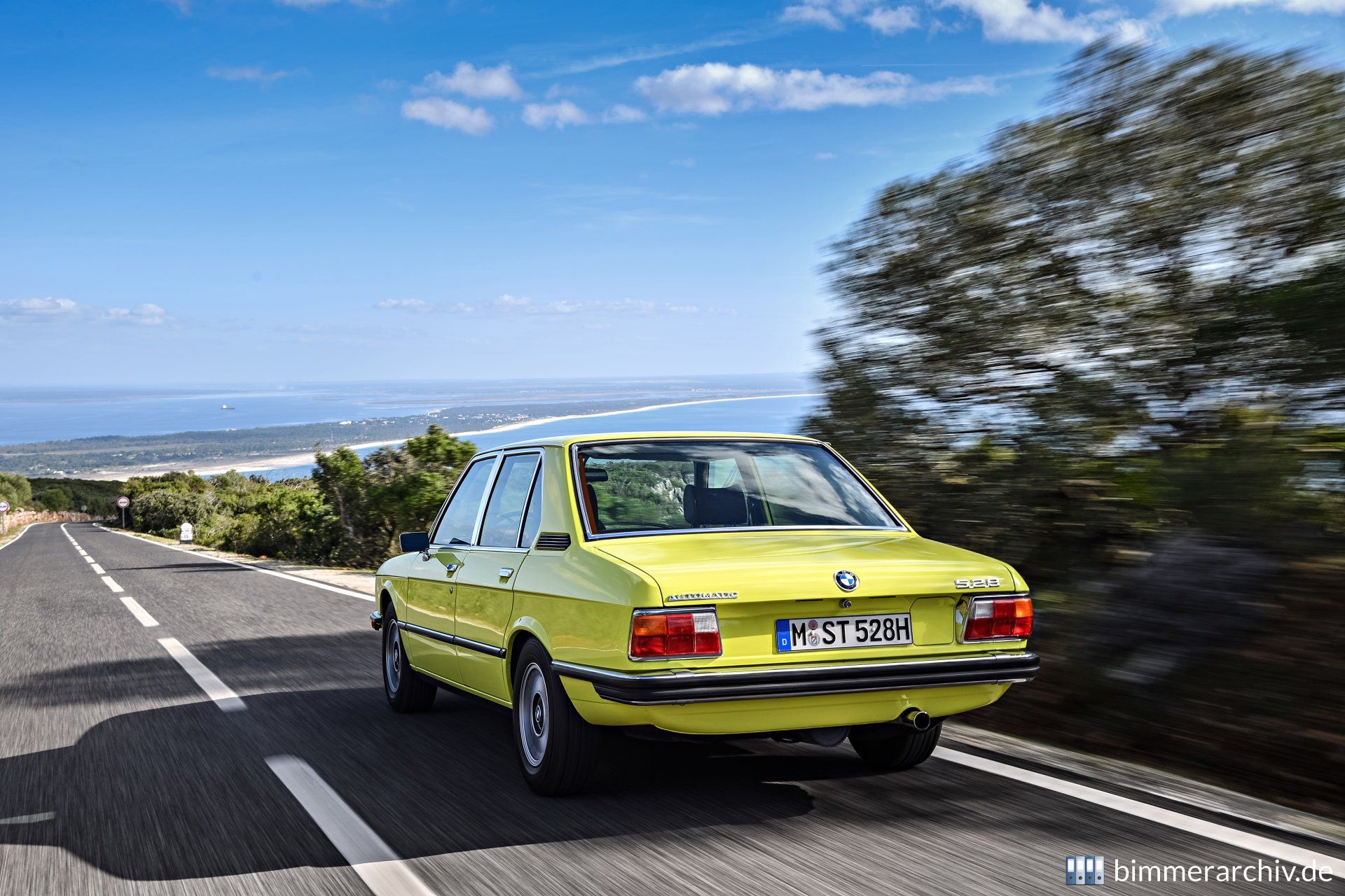 BMW 528
