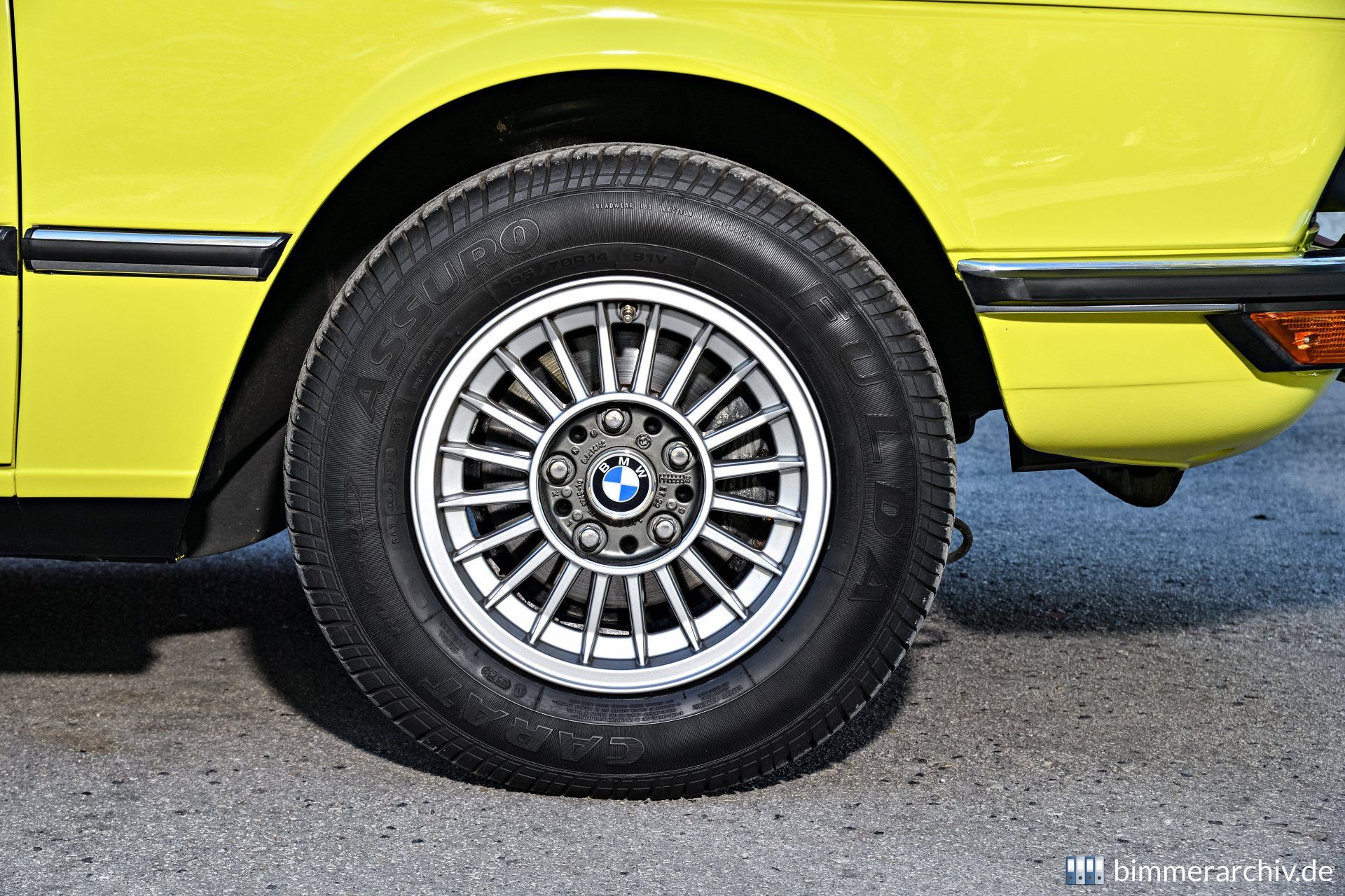 BMW 528