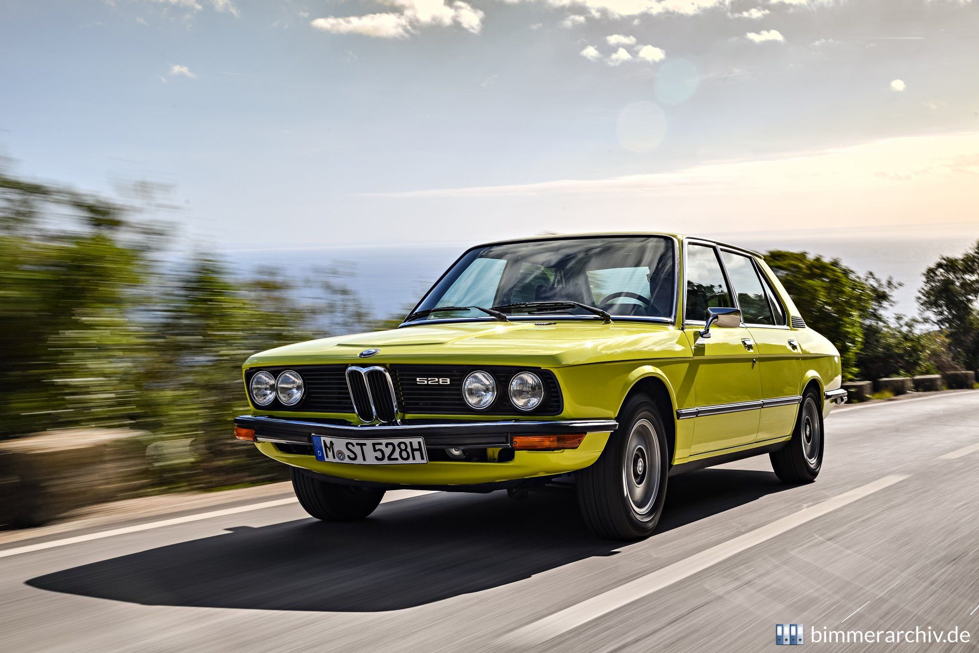 BMW 528