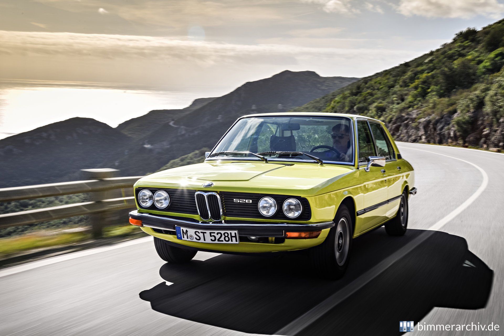 BMW 528