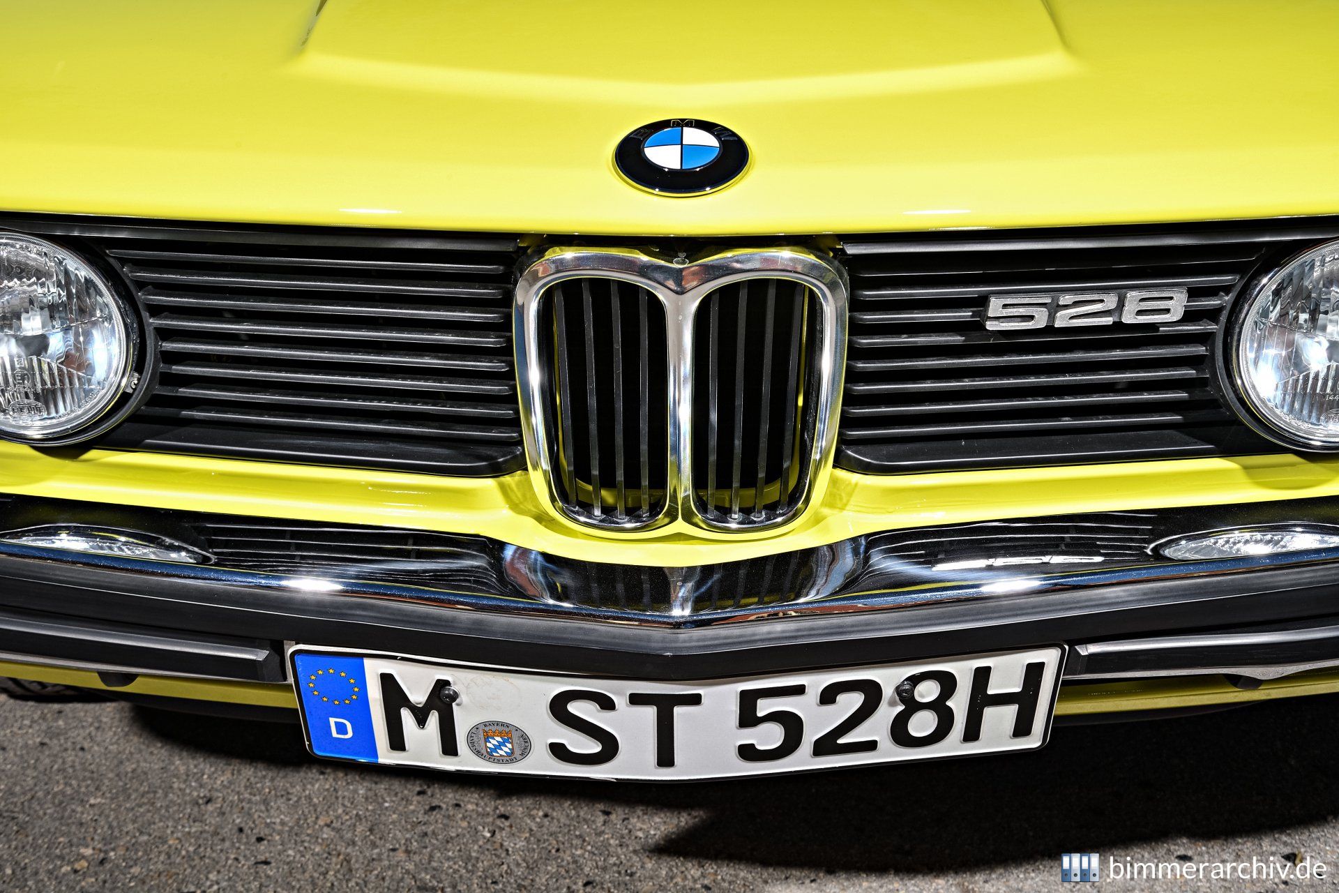 BMW 528