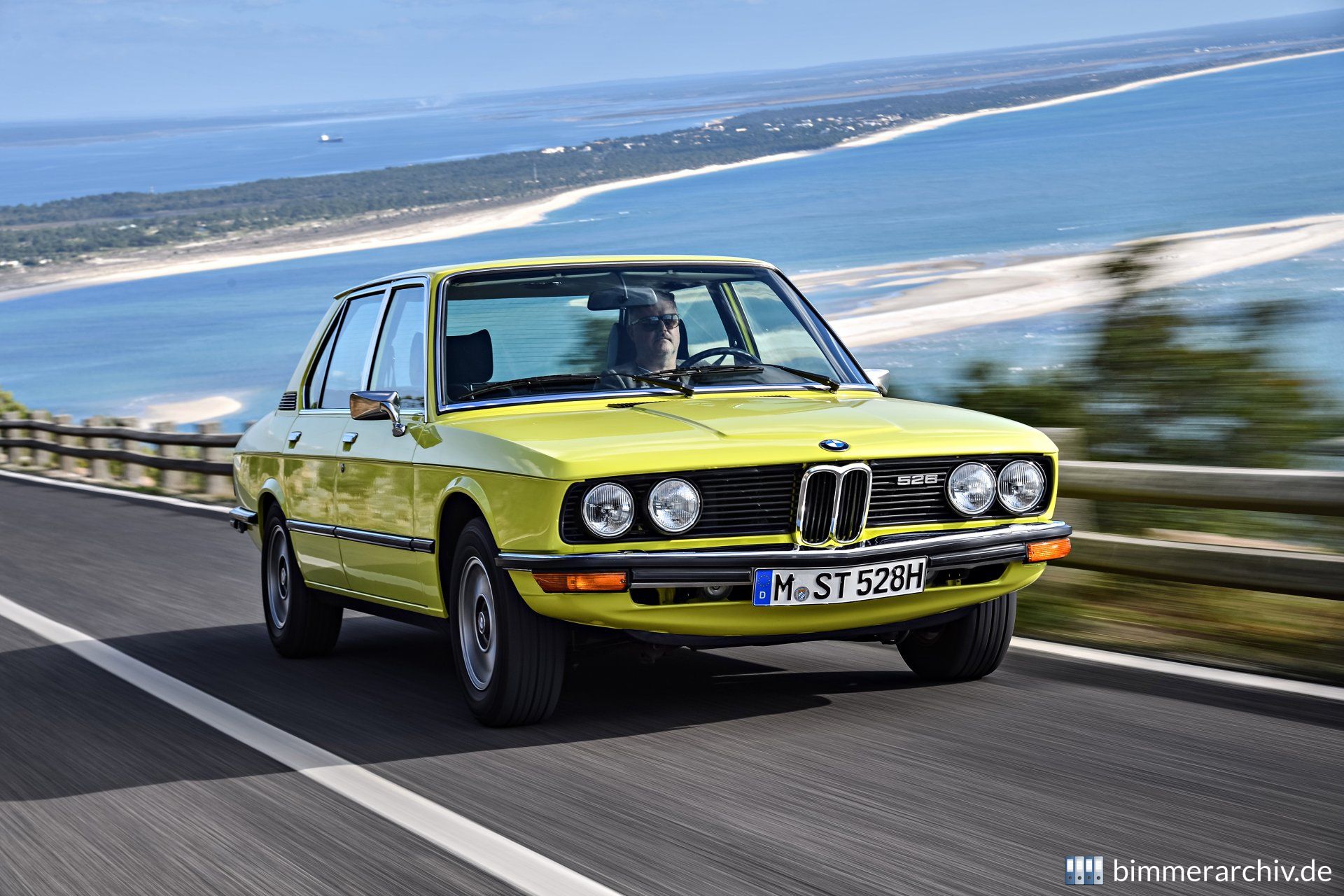 BMW 528