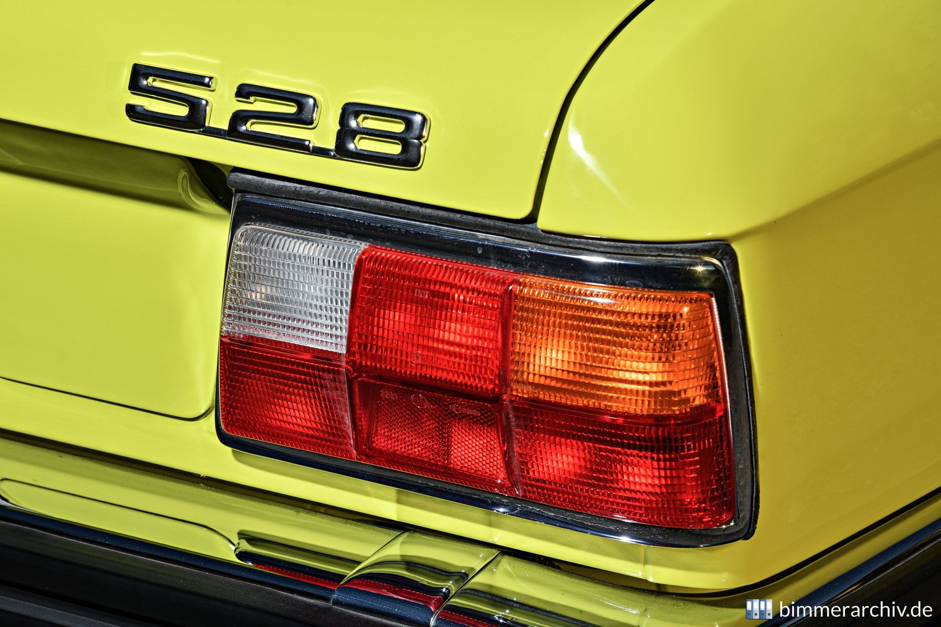 BMW 528