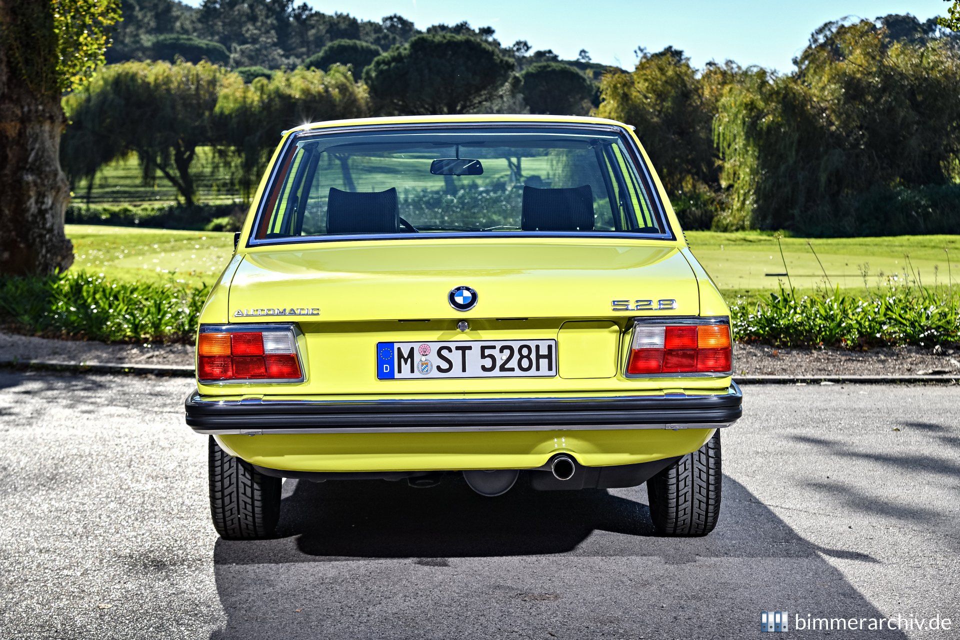 BMW 528