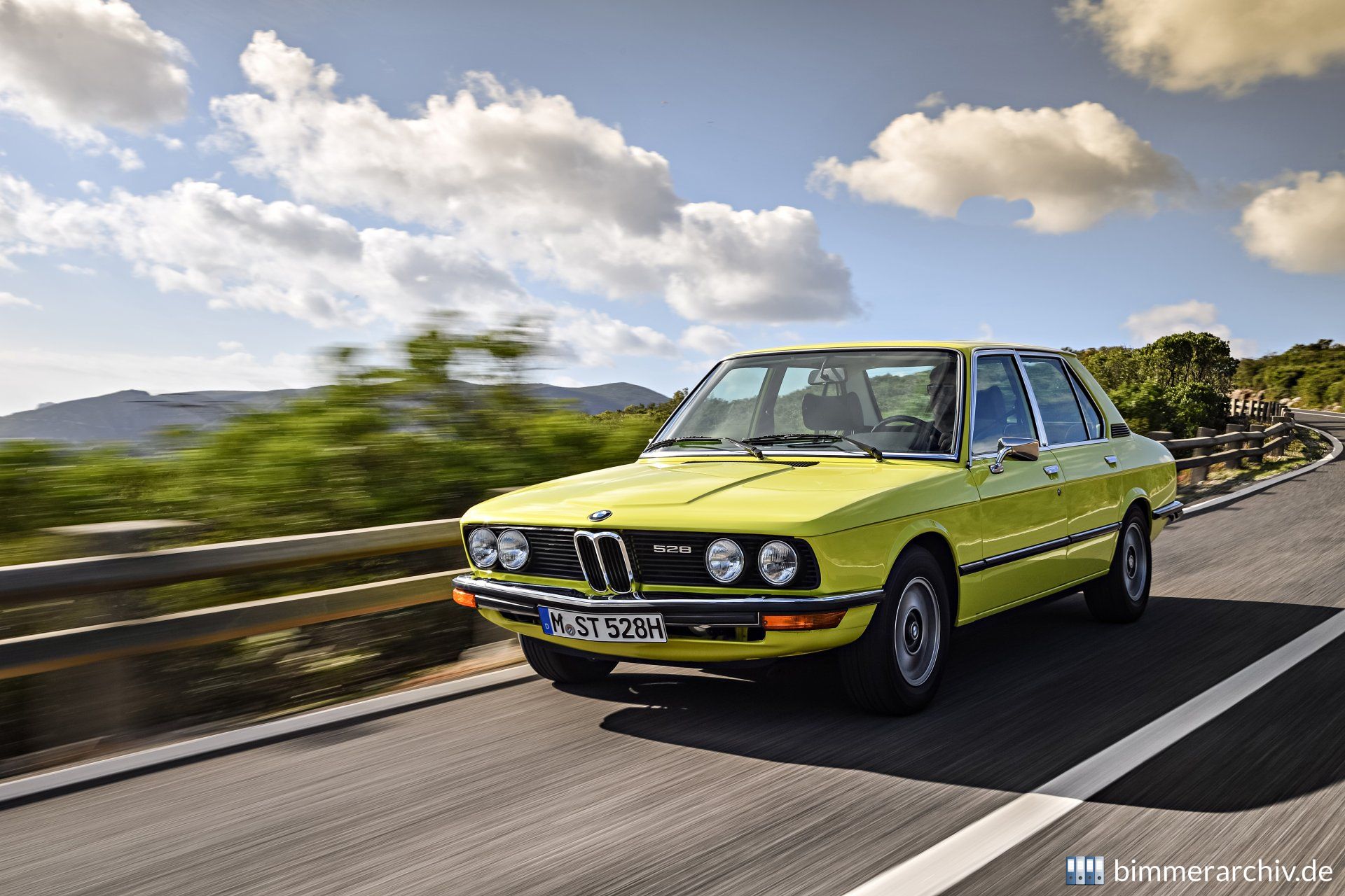 BMW 528