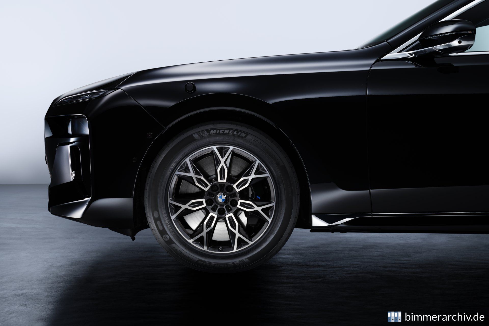 BMW 760i xDrive Protection