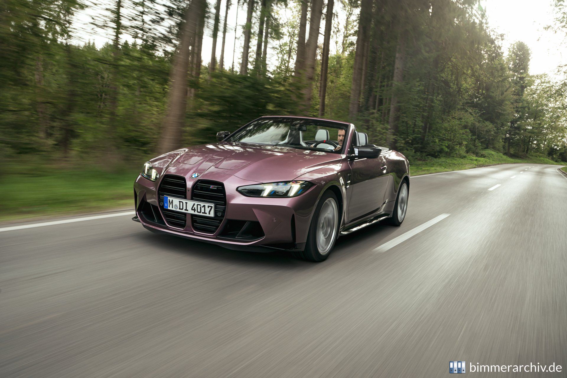 BMW M4 Competition Cabrio mit M xDrive
