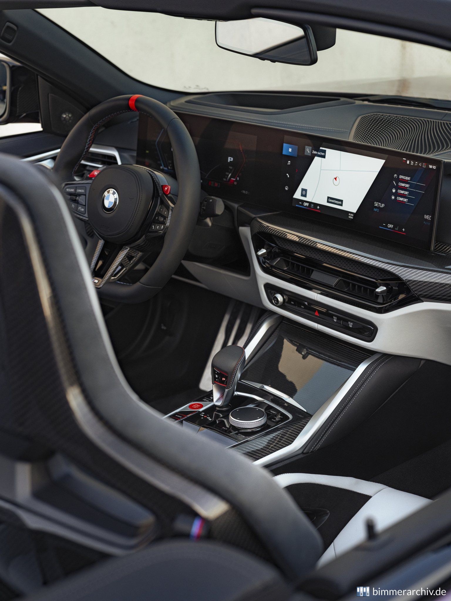 BMW M4 Competition Cabrio mit M xDrive
