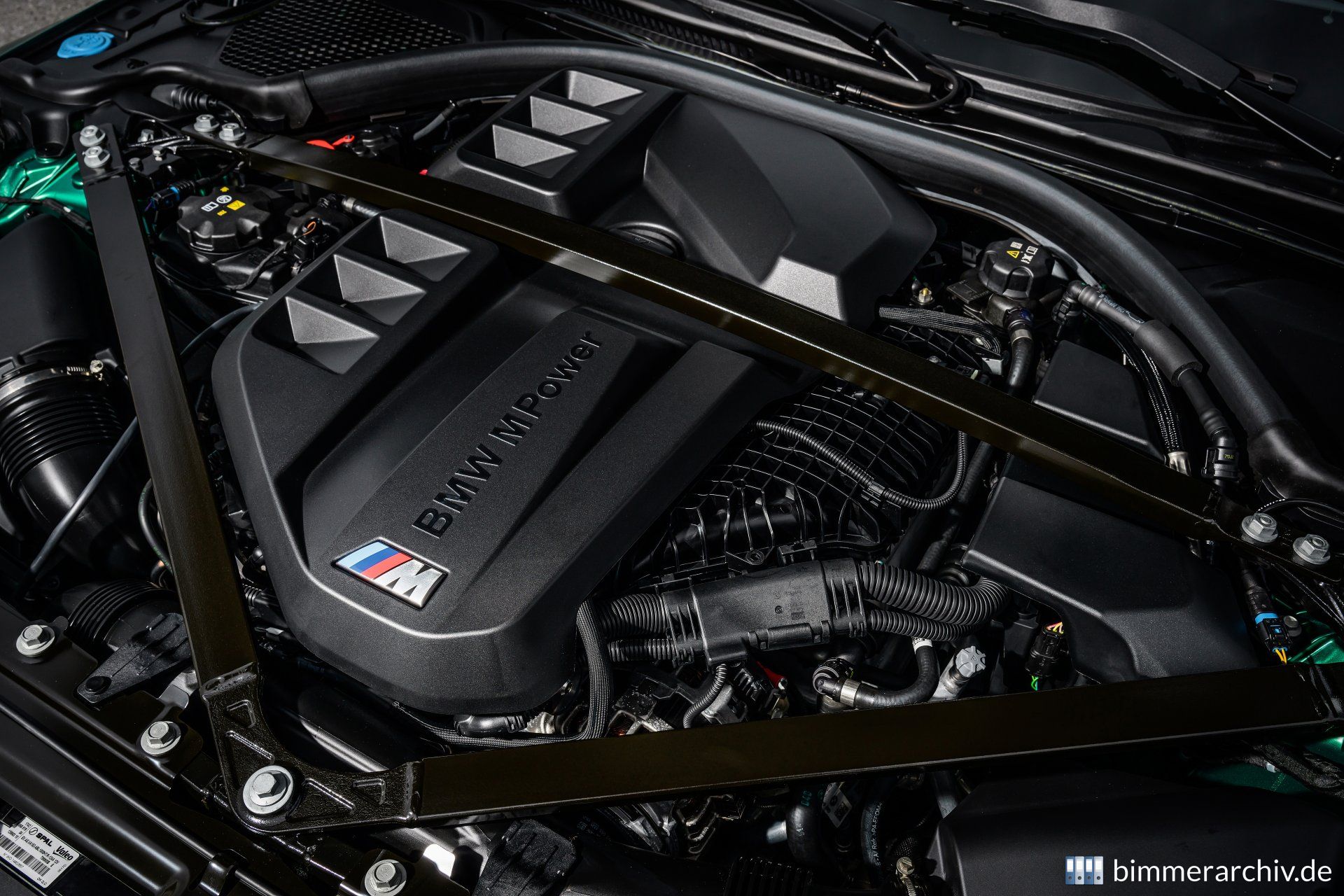 BMW M4 CS