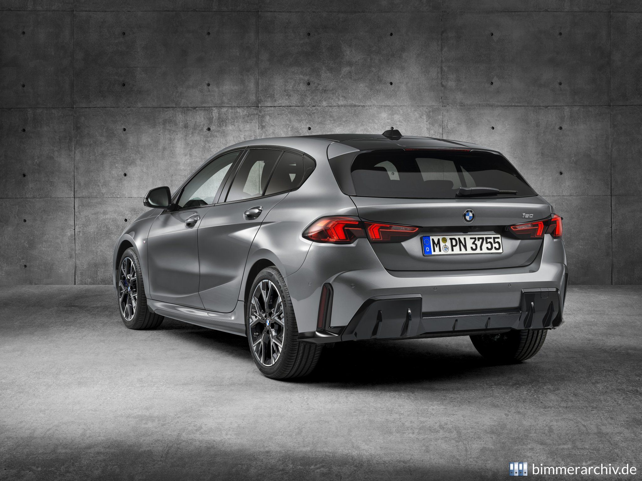 BMW 120