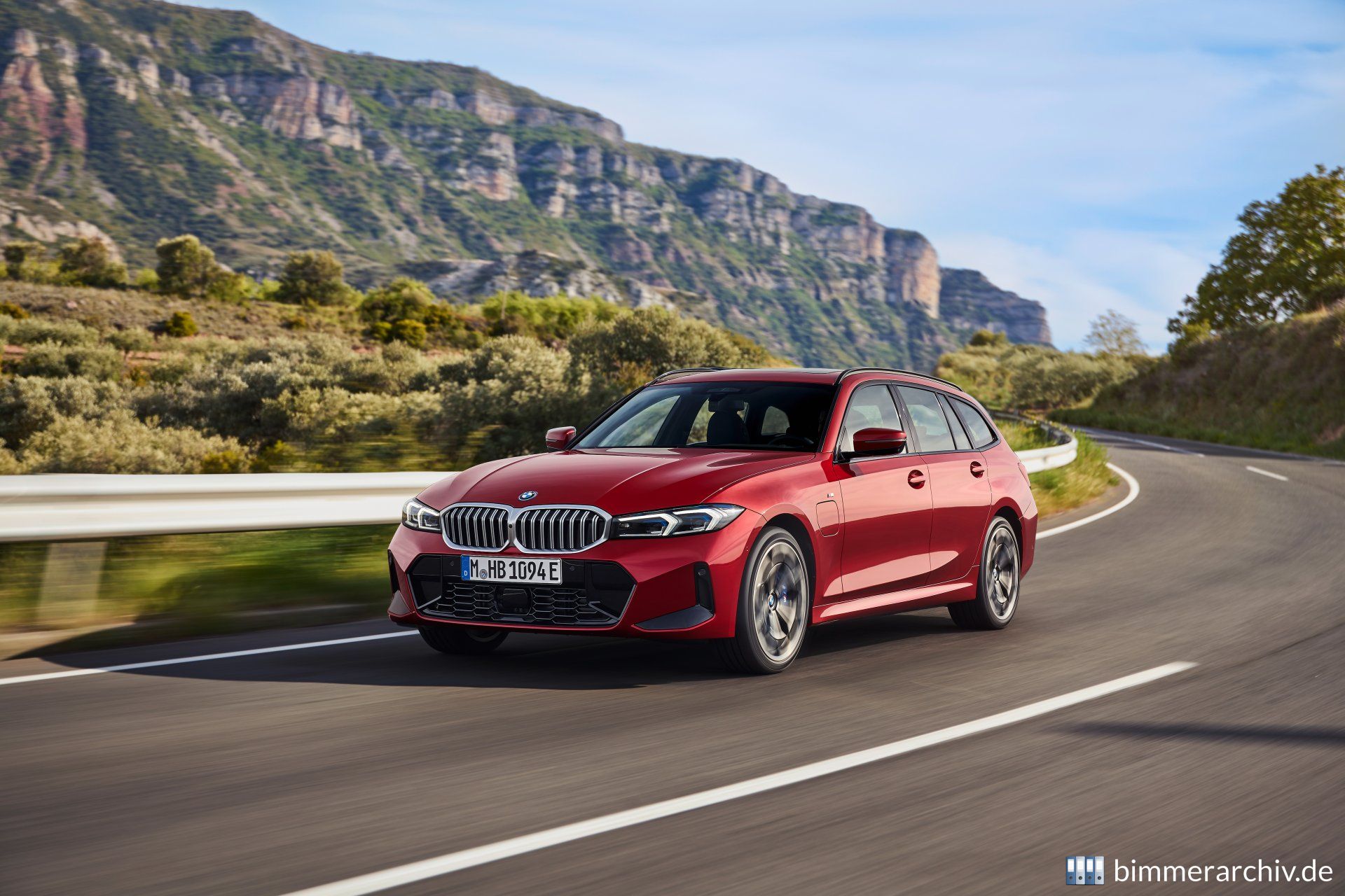 BMW 330e Touring