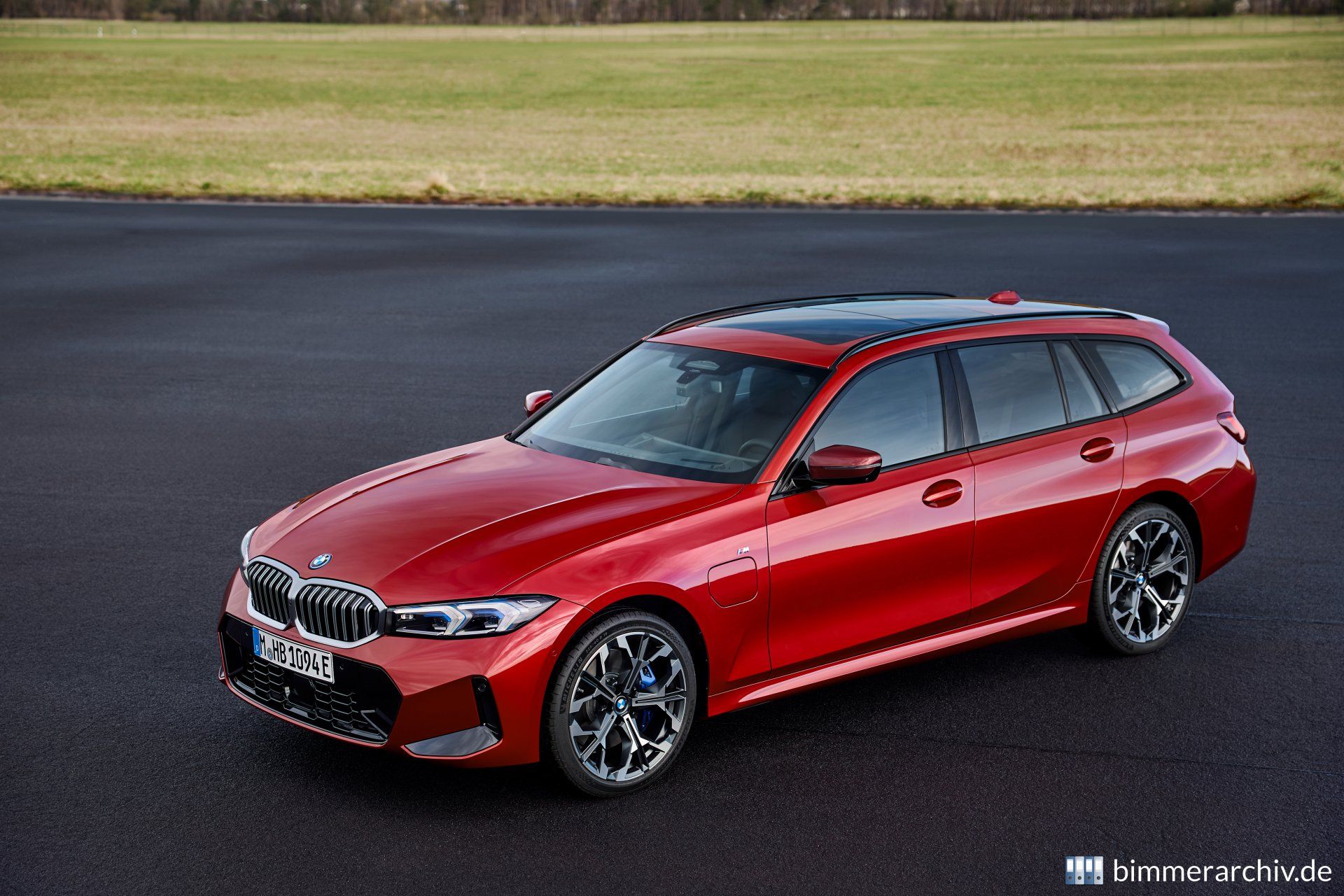BMW 330e Touring