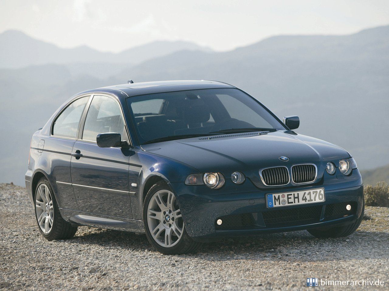 BMW 325ti compact