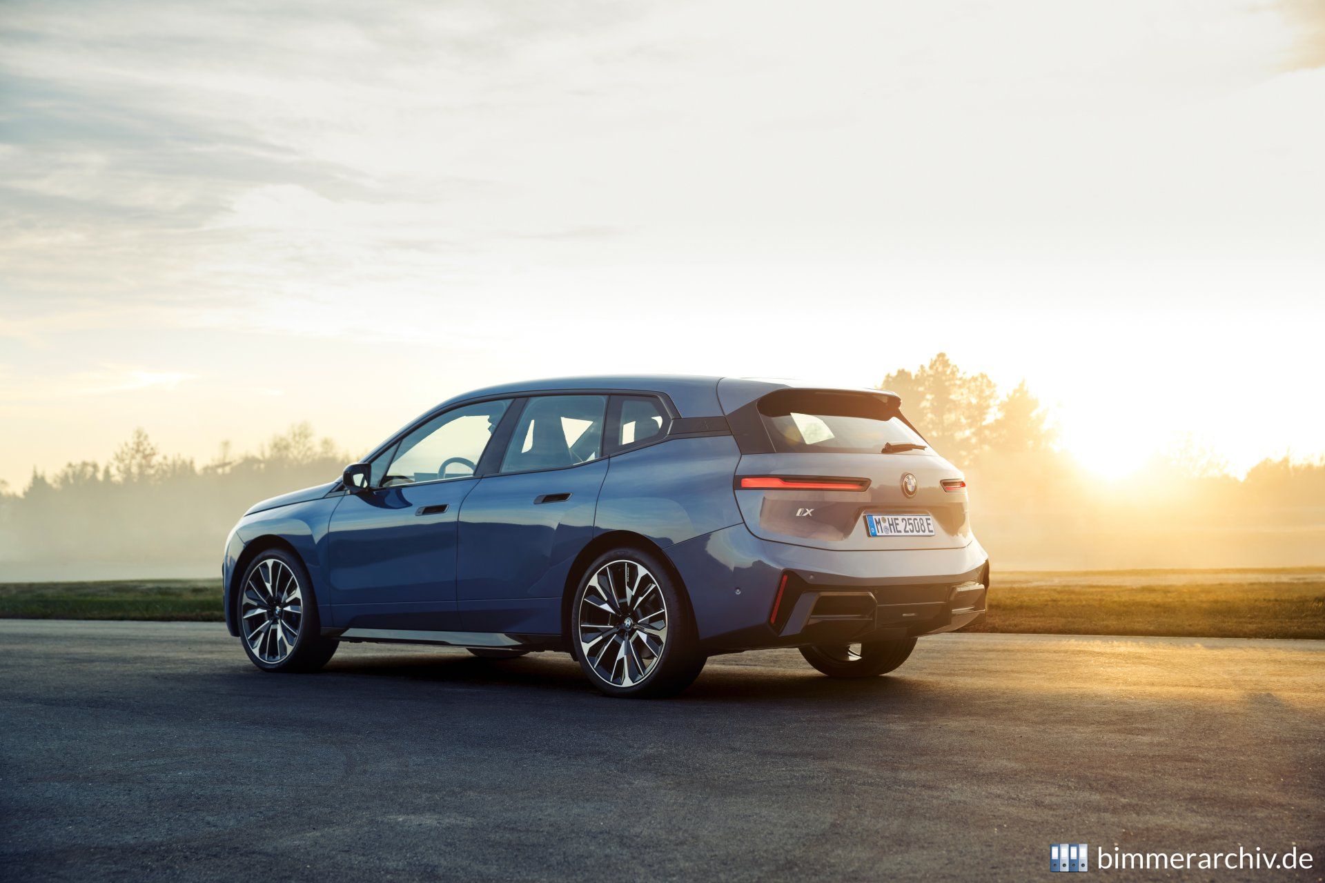 BMW iX xDrive60