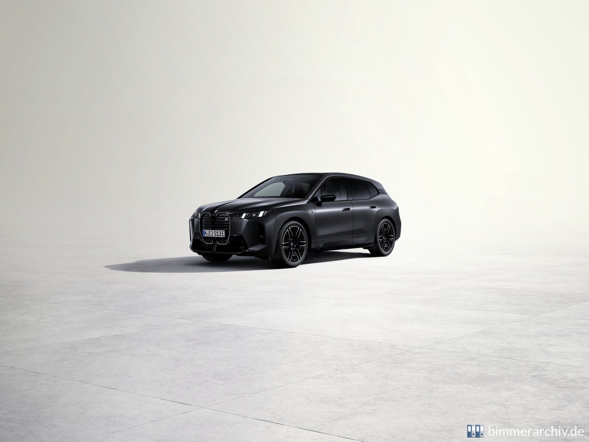 BMW iX M70 xDrive