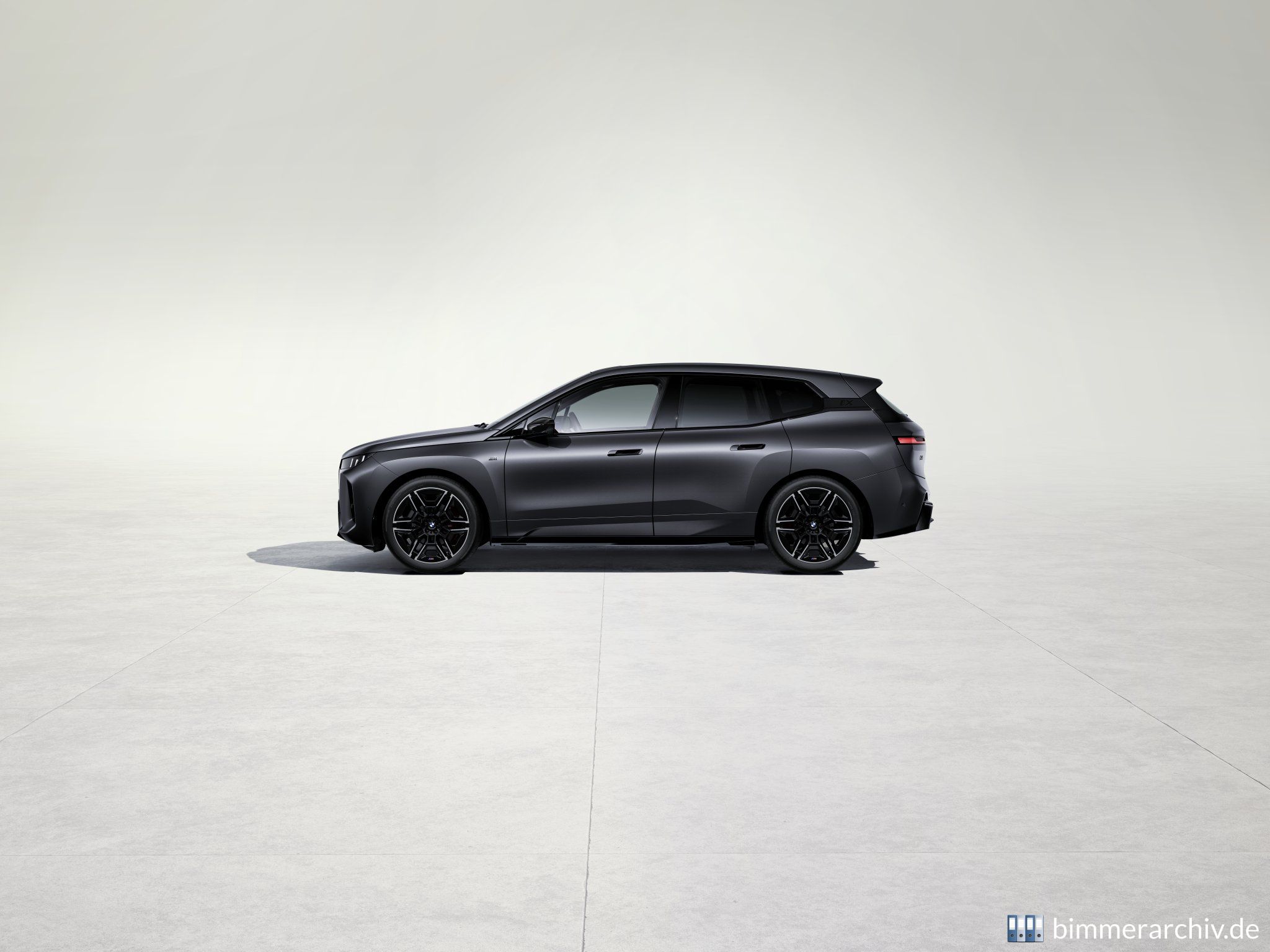 BMW iX M70 xDrive