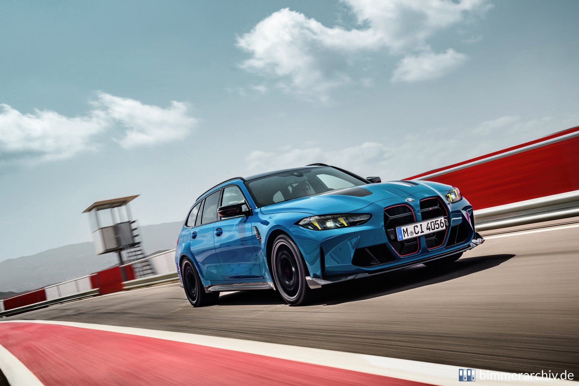 BMW M3 CS Touring